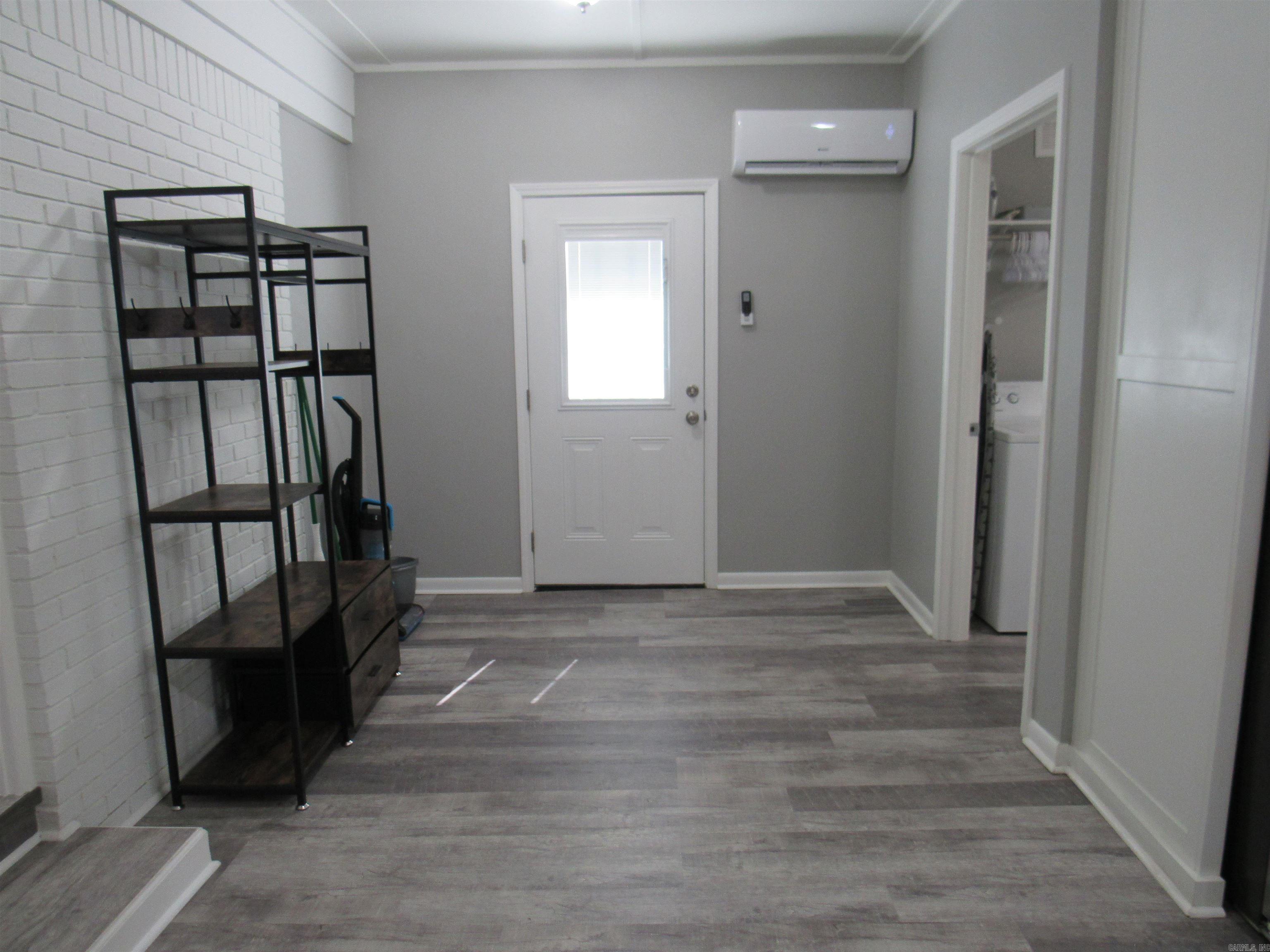 909  Shall  Jacksonville, AR
