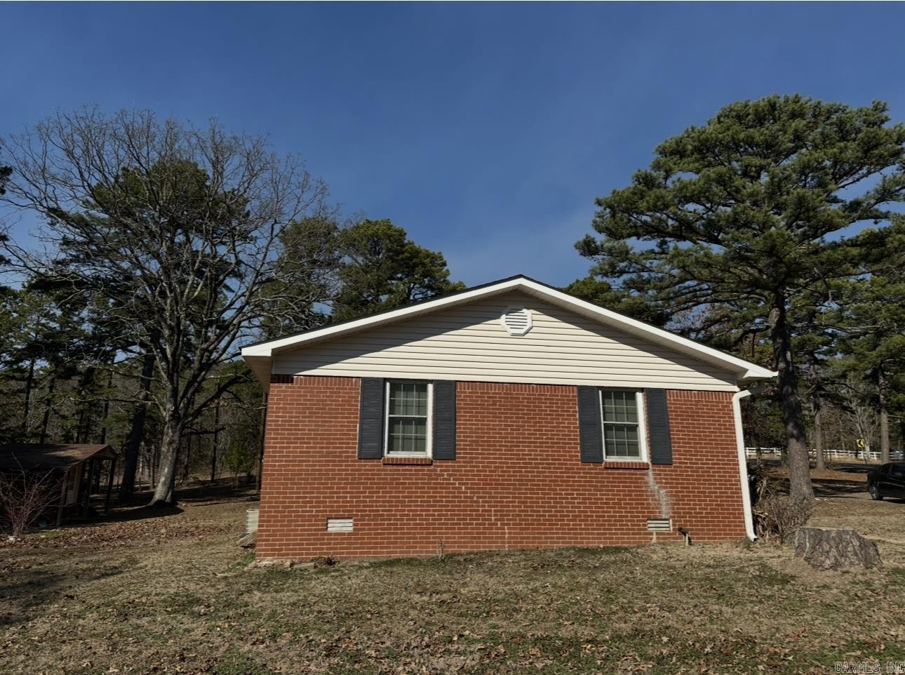 2247  Hwy 16 West  Clinton, AR