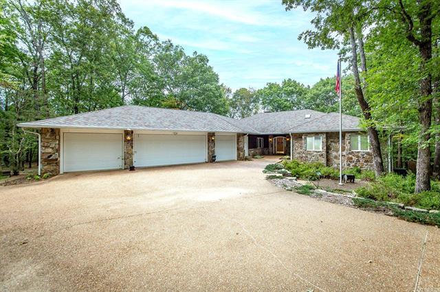 115  Lazy Oaks  Fairfield Bay, AR