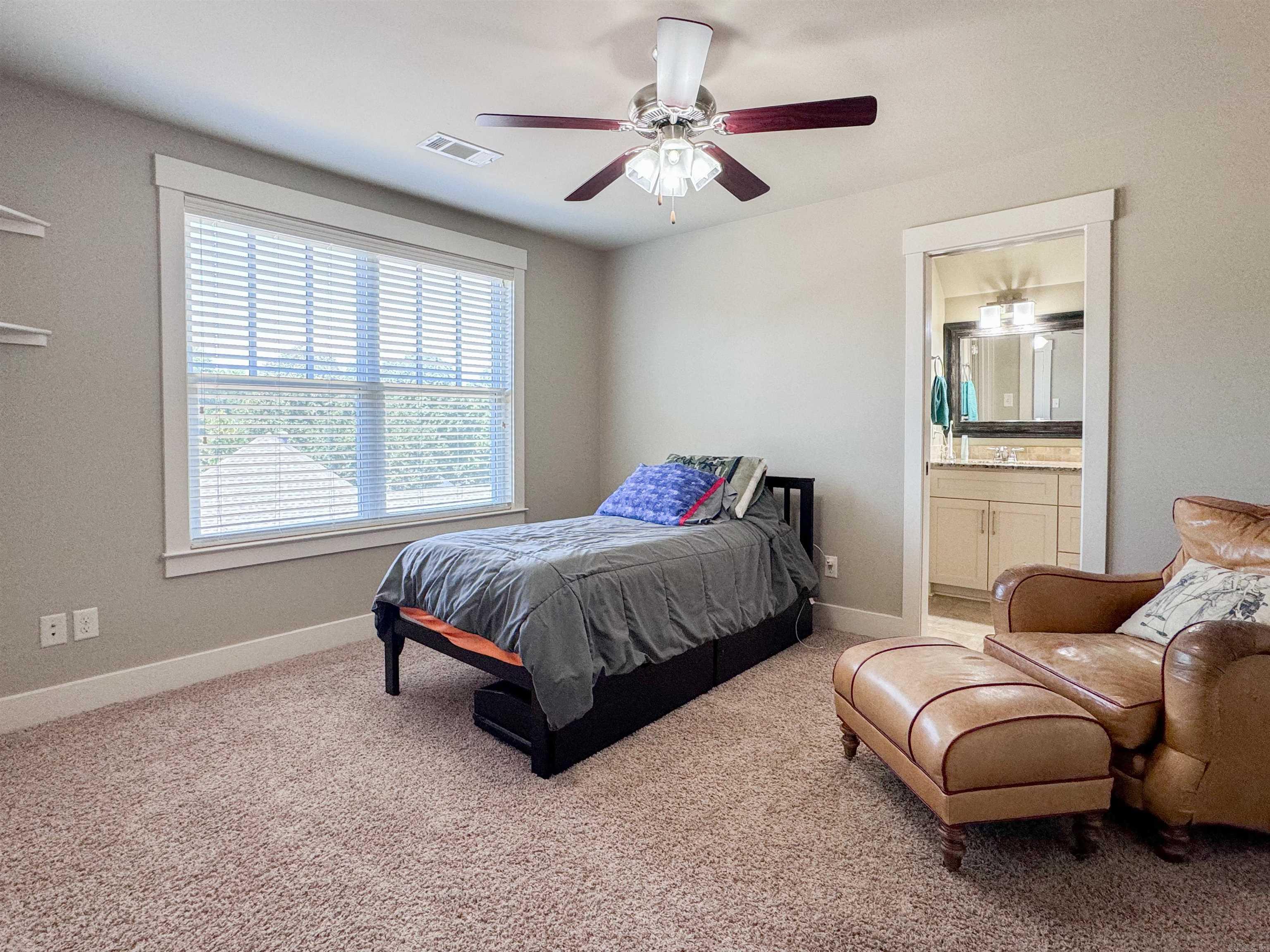 1011  MILLER  Benton, AR