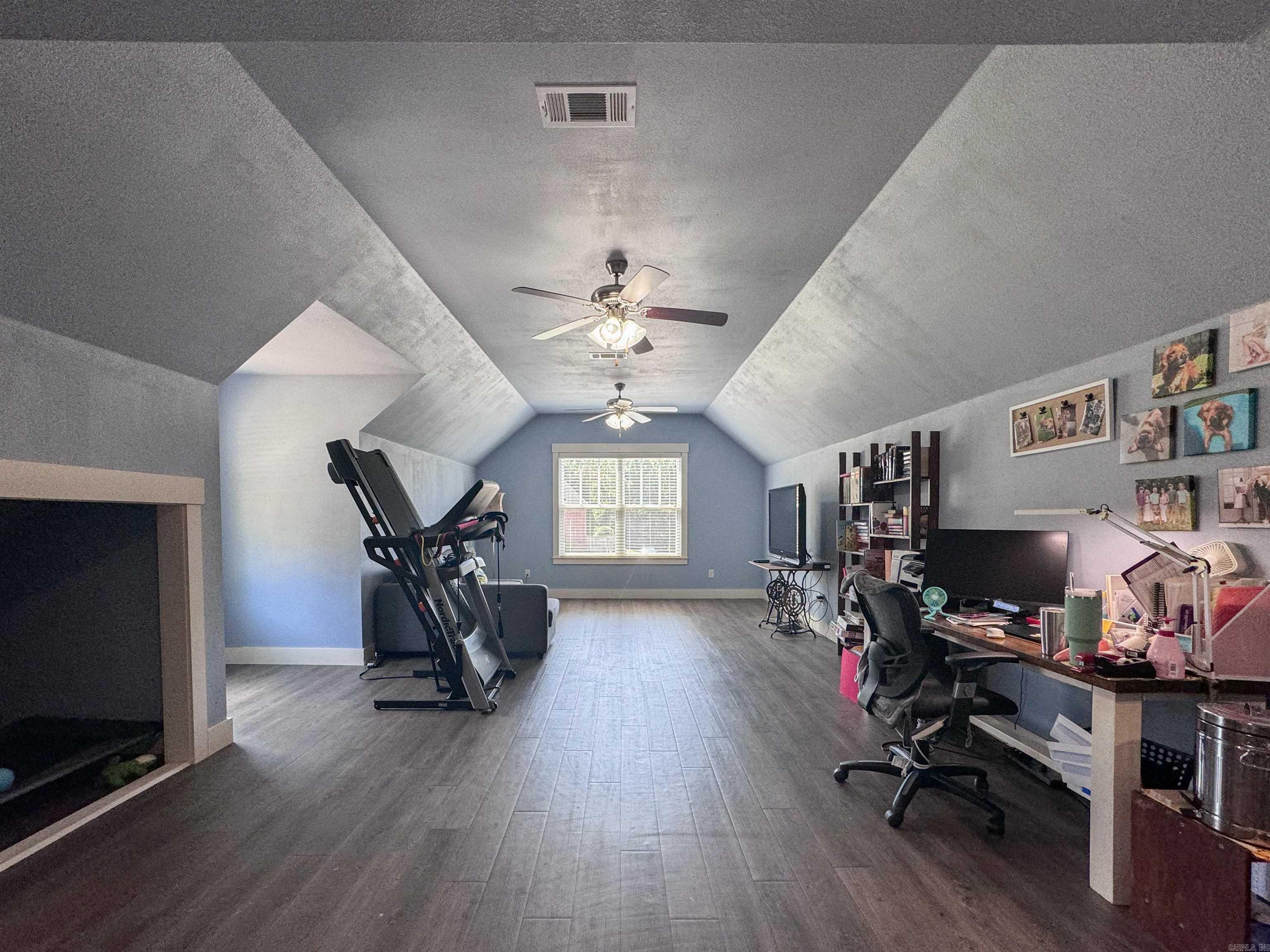 1011  MILLER  Benton, AR