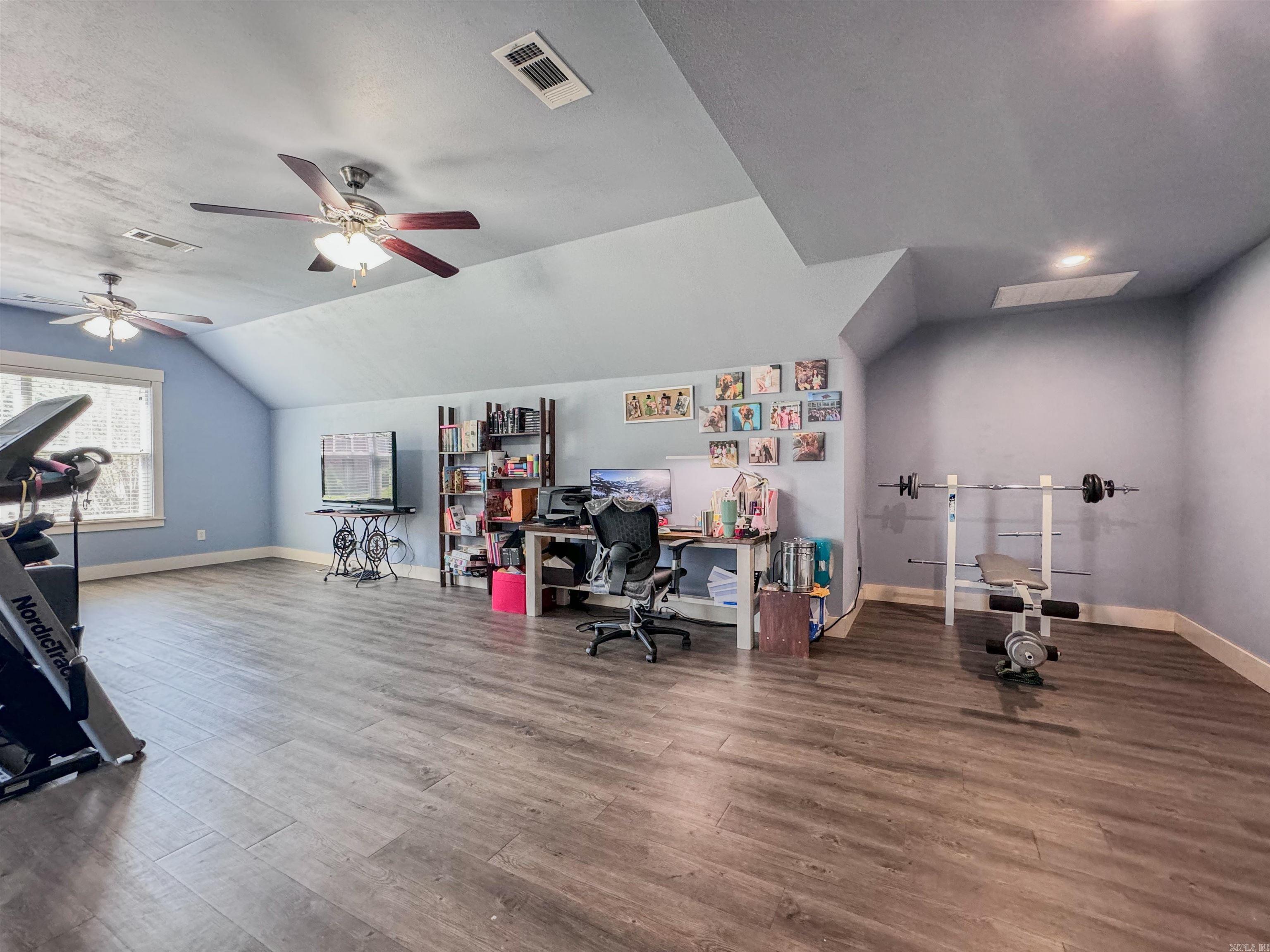 1011  MILLER  Benton, AR