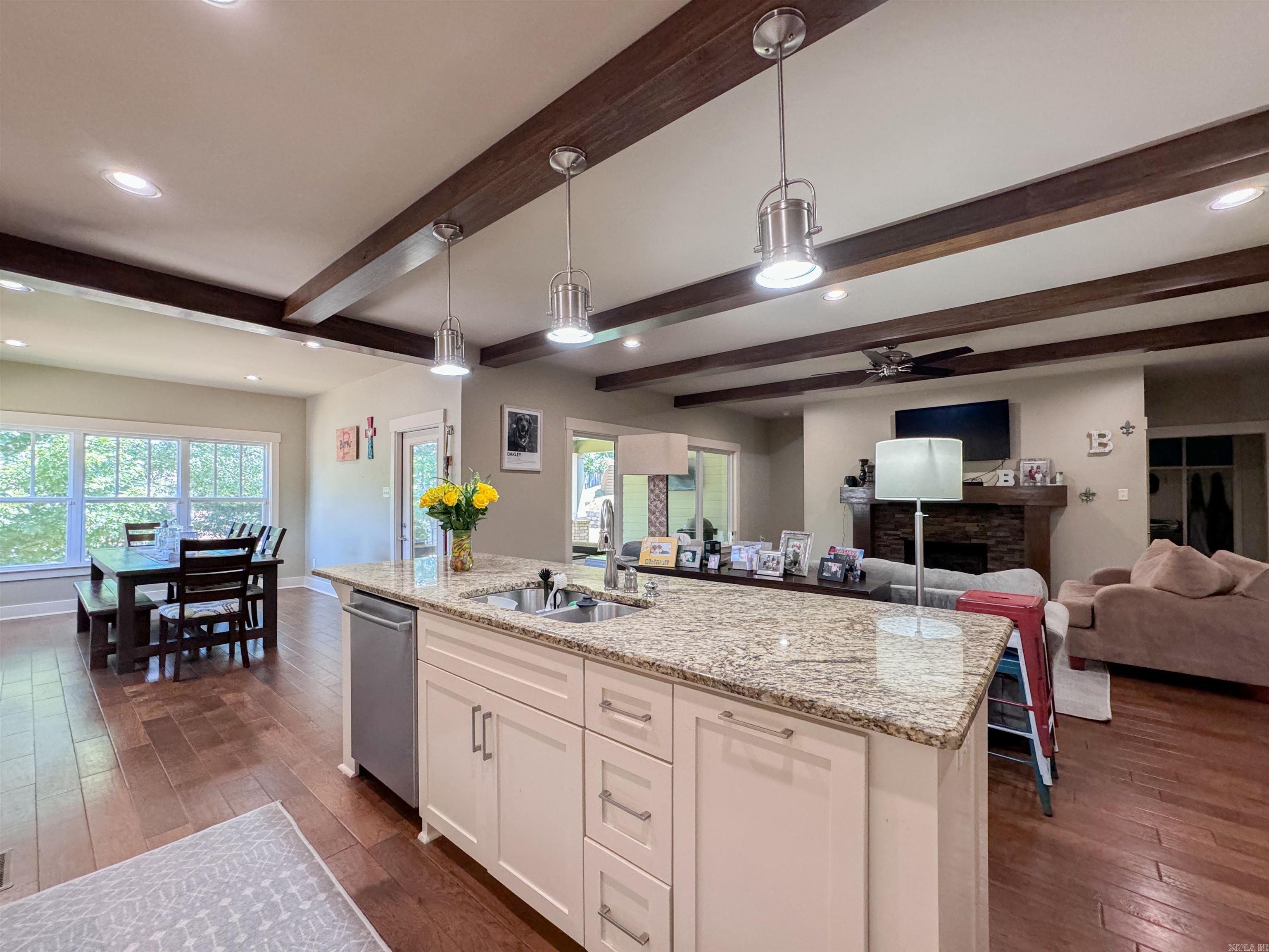 1011  MILLER  Benton, AR