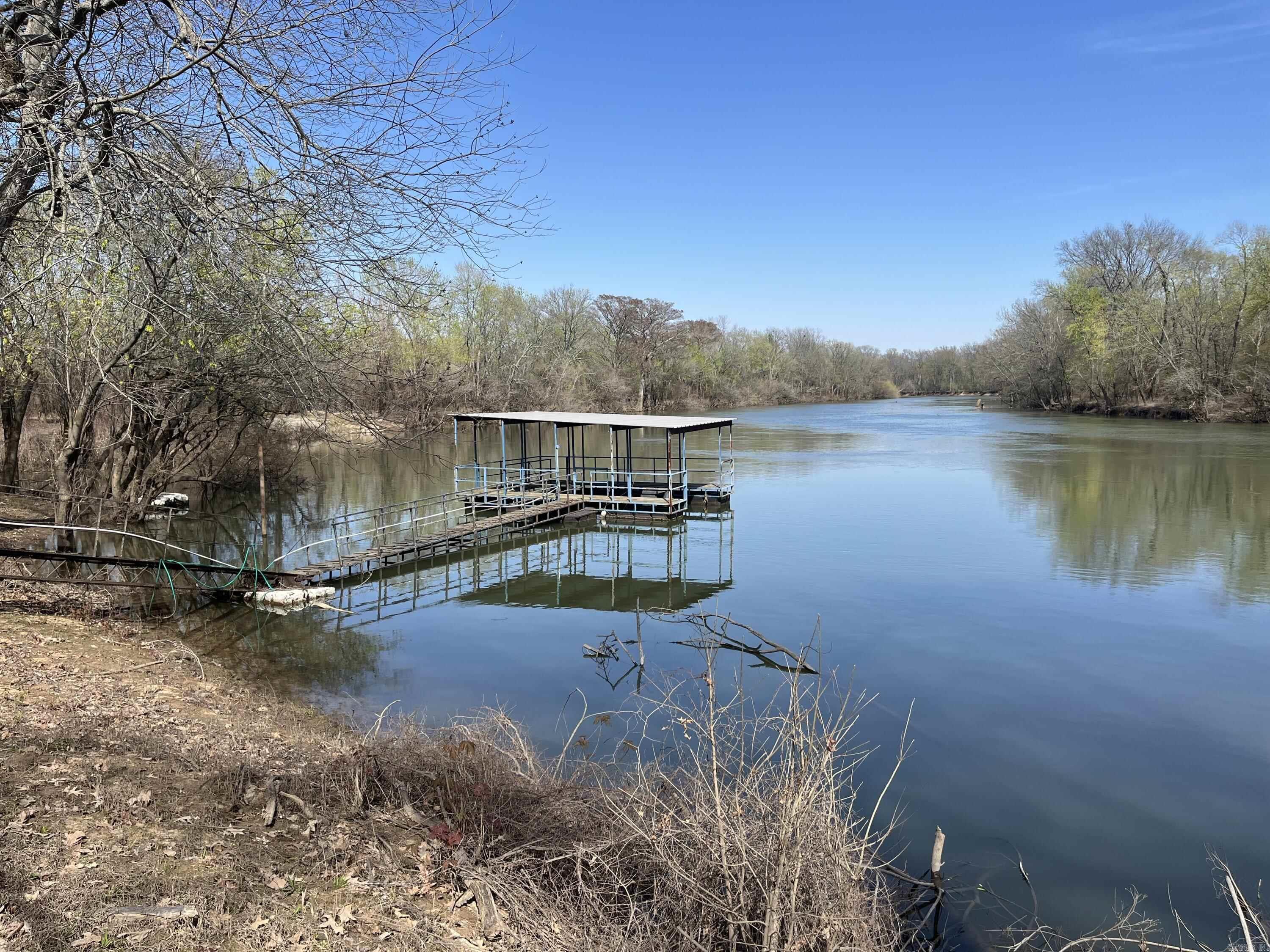 132 state Drive Searcy, AR 72143