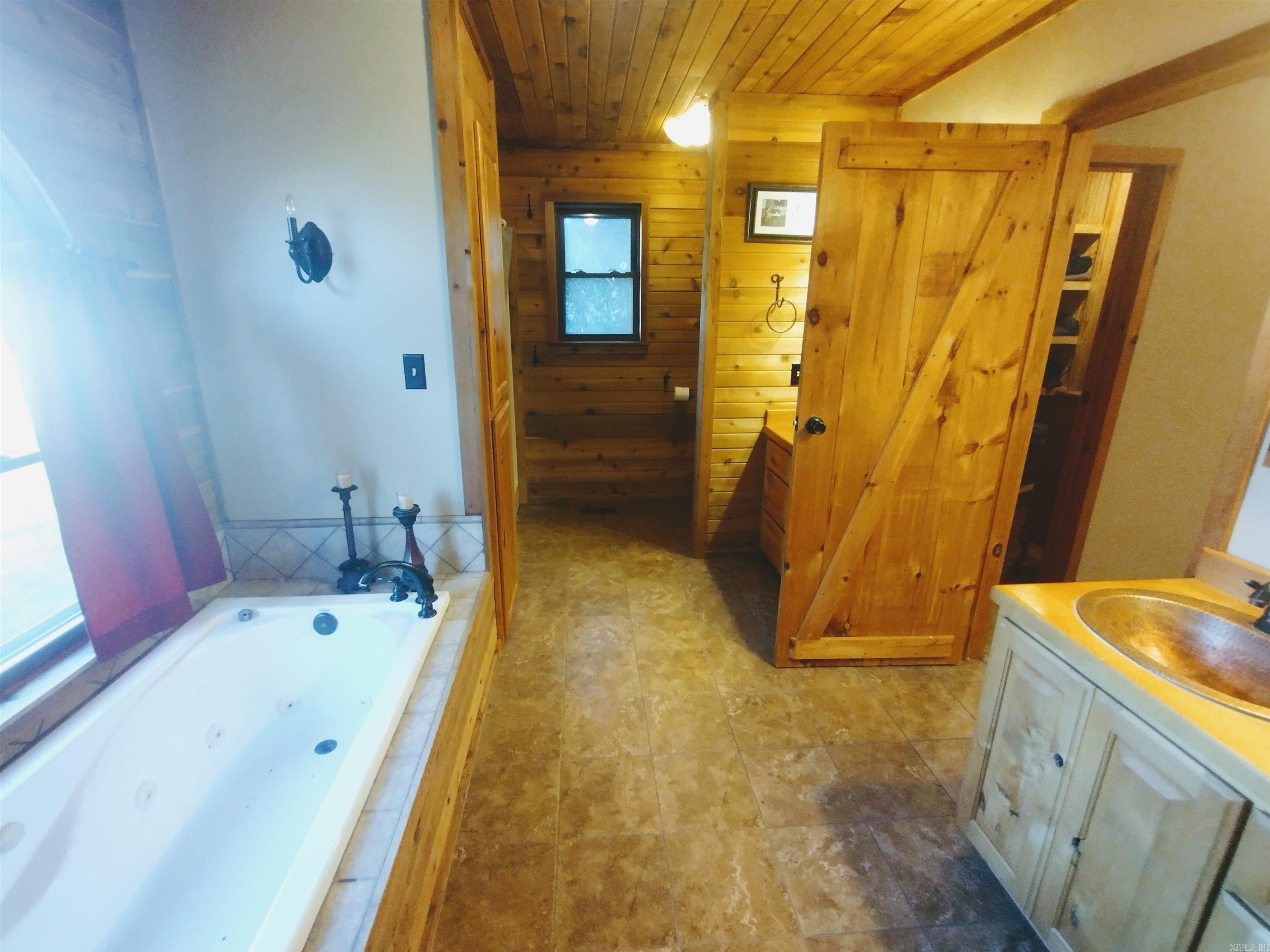 3860  River Road  Guion, AR
