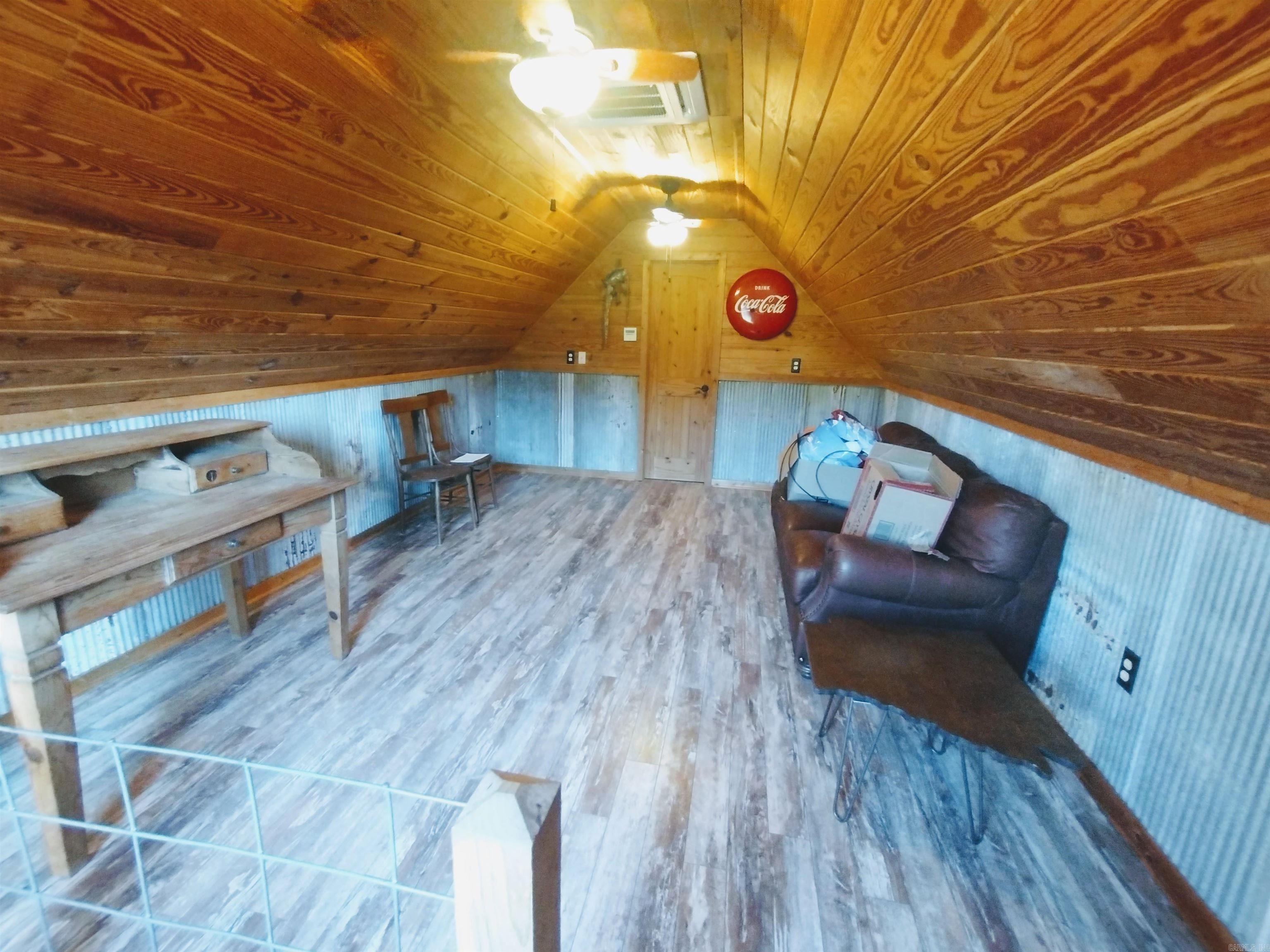 3860  River Road  Guion, AR