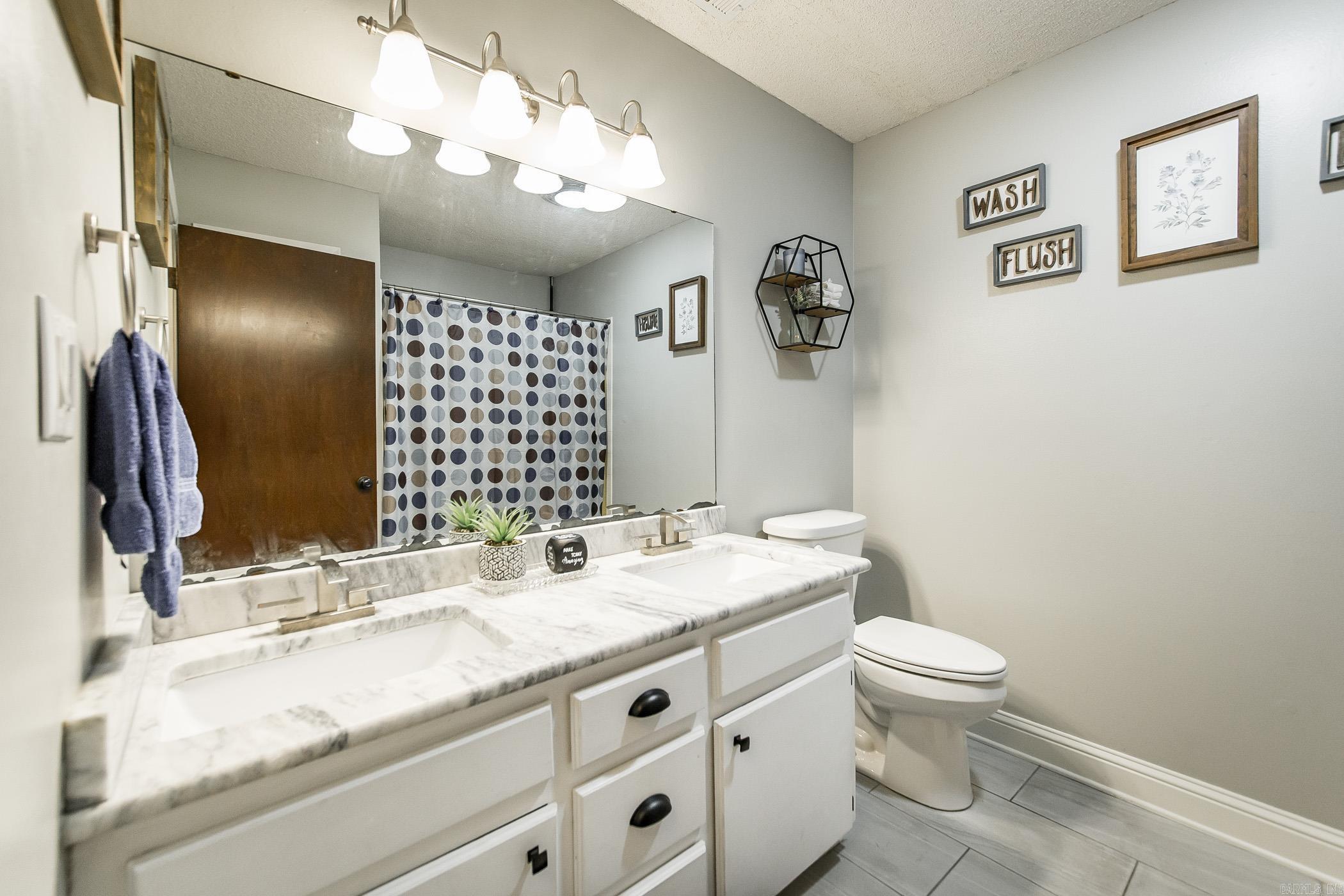 108  Ridgewood  Hot Springs, AR