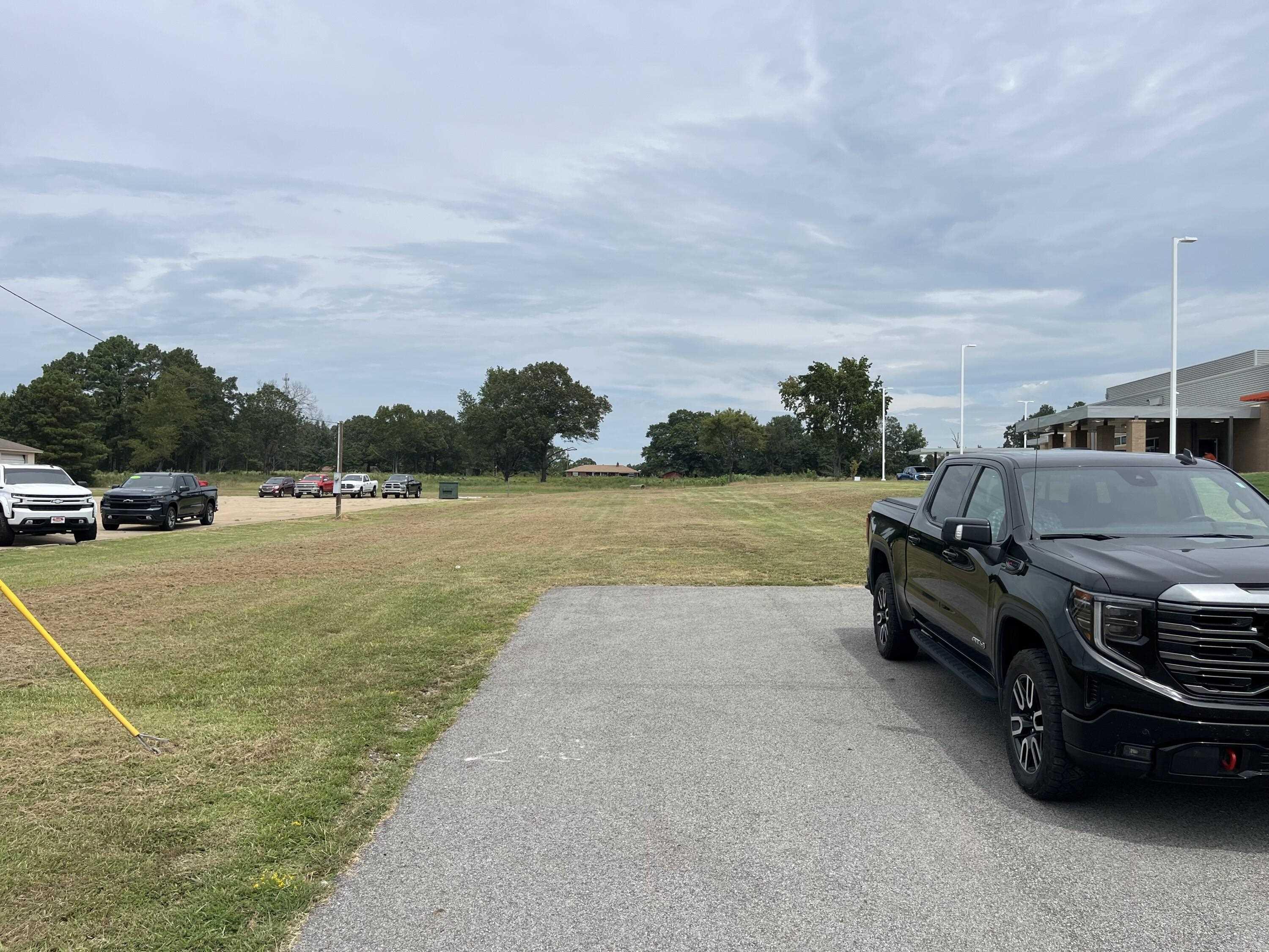 3850 E race  Searcy, AR