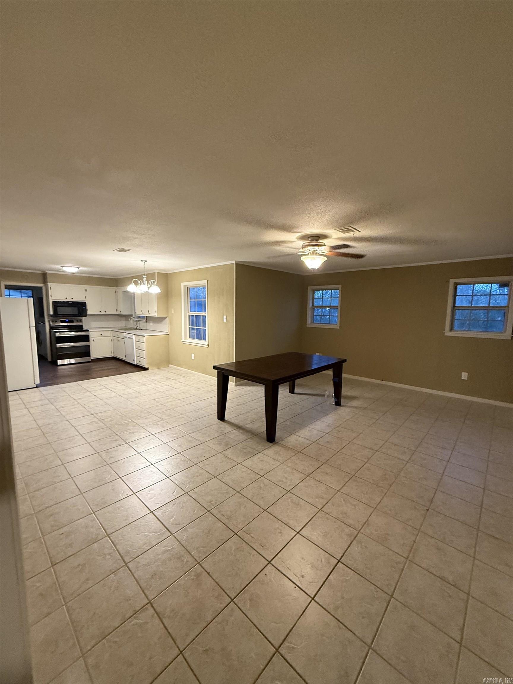 126  Western Hills Drive  Searcy, AR