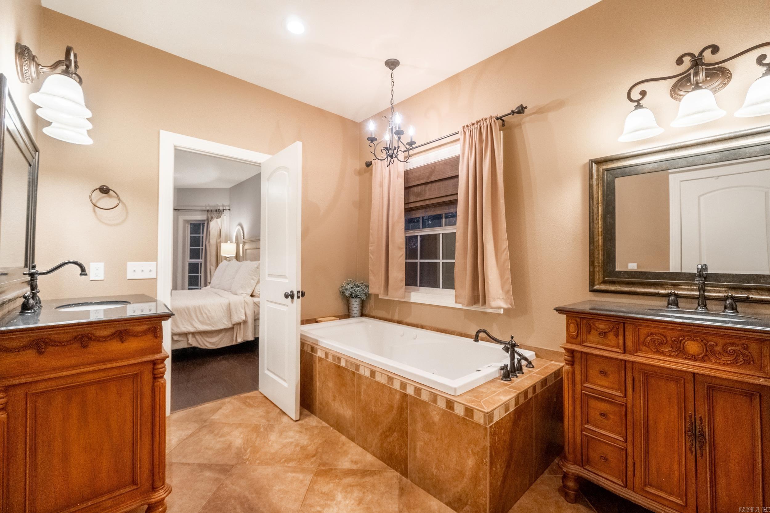617  Gloria Ln  Clarksville, AR