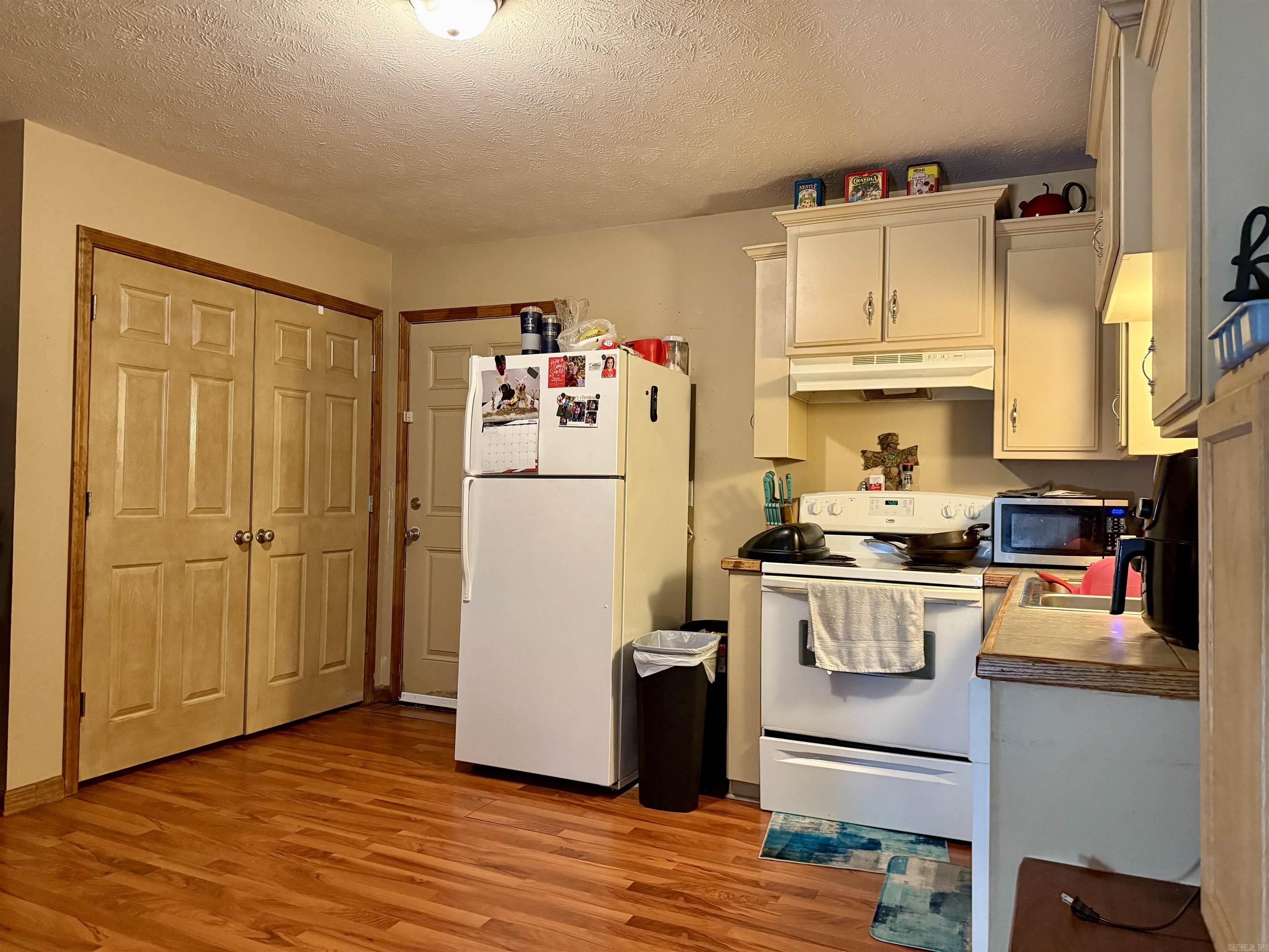 504-506 514-516 S Pool  Austin, AR