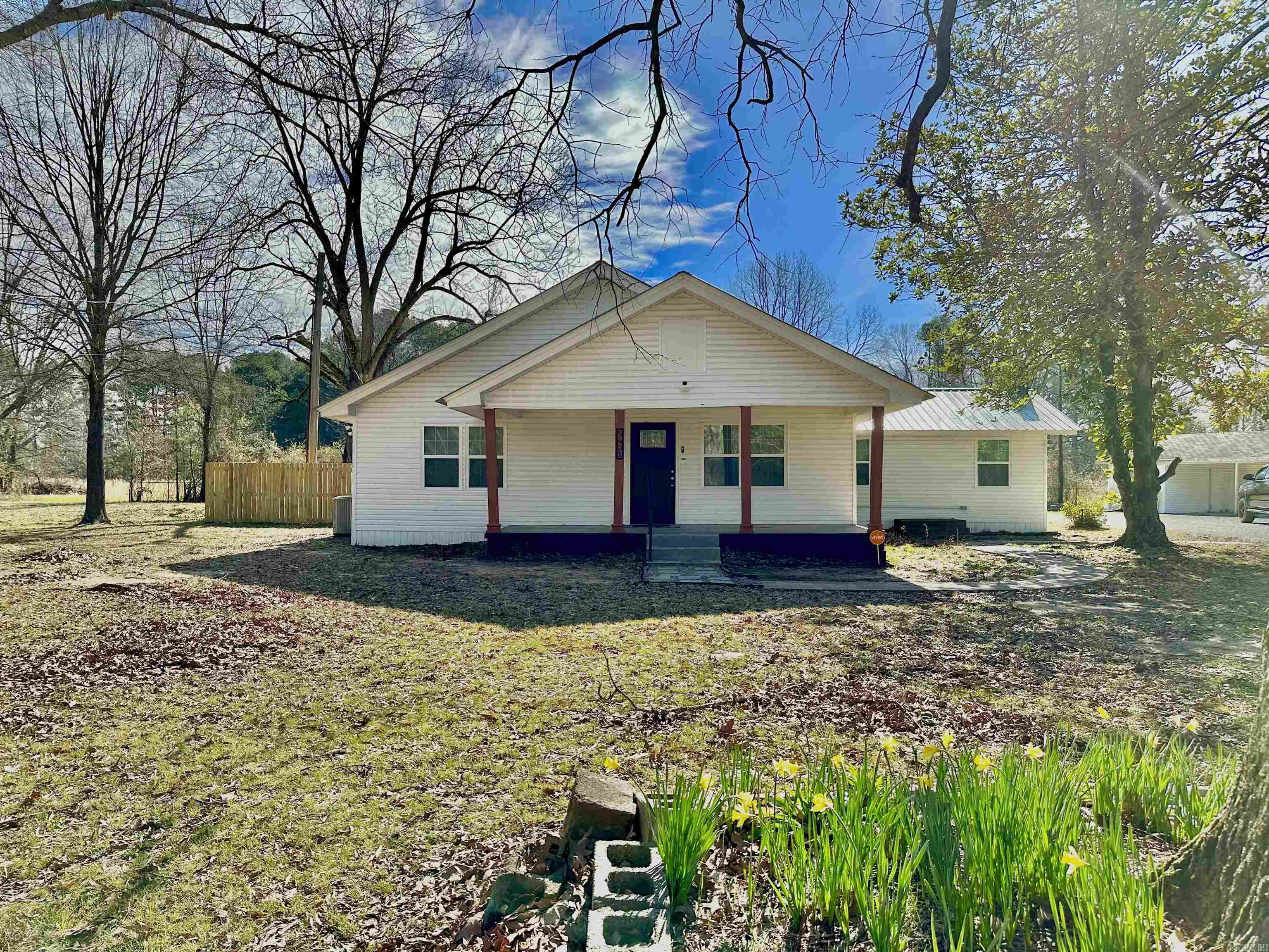 5401  Brinkley  Pine Bluff, AR