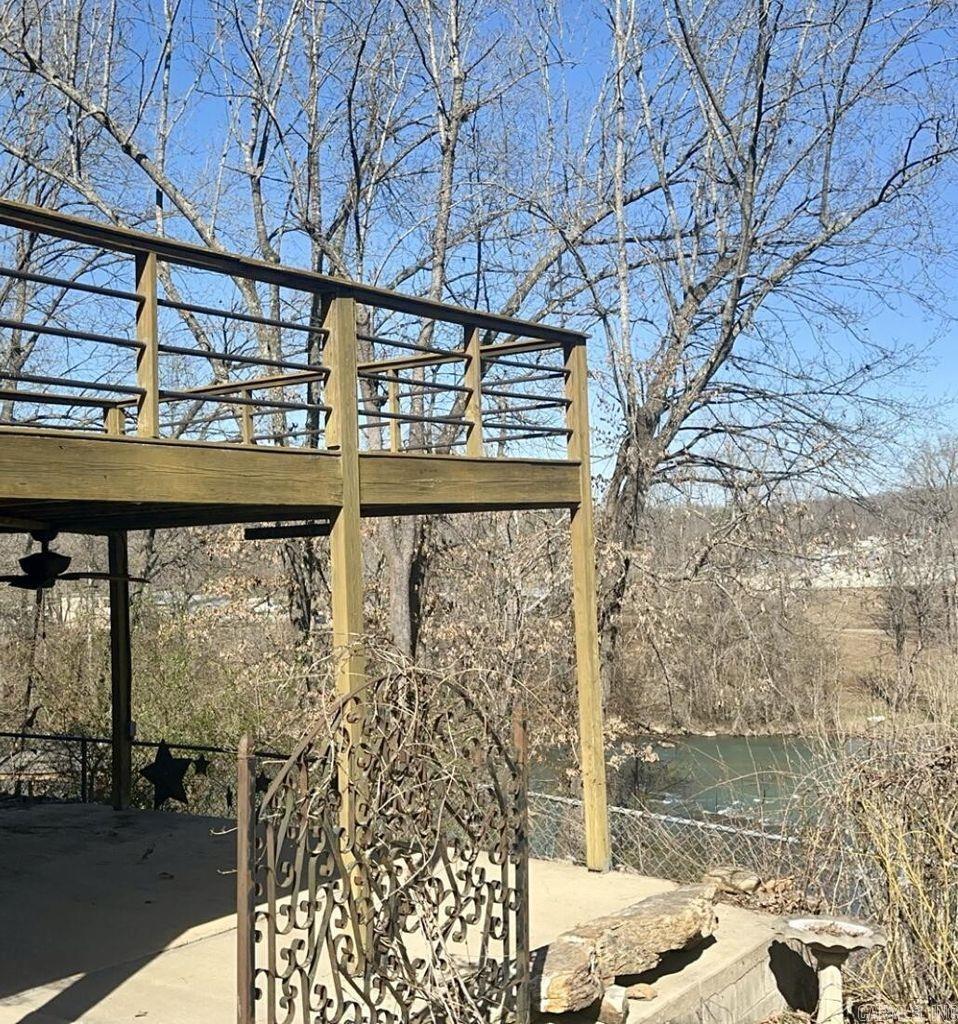 168  Riverview  Mammoth Spring, AR