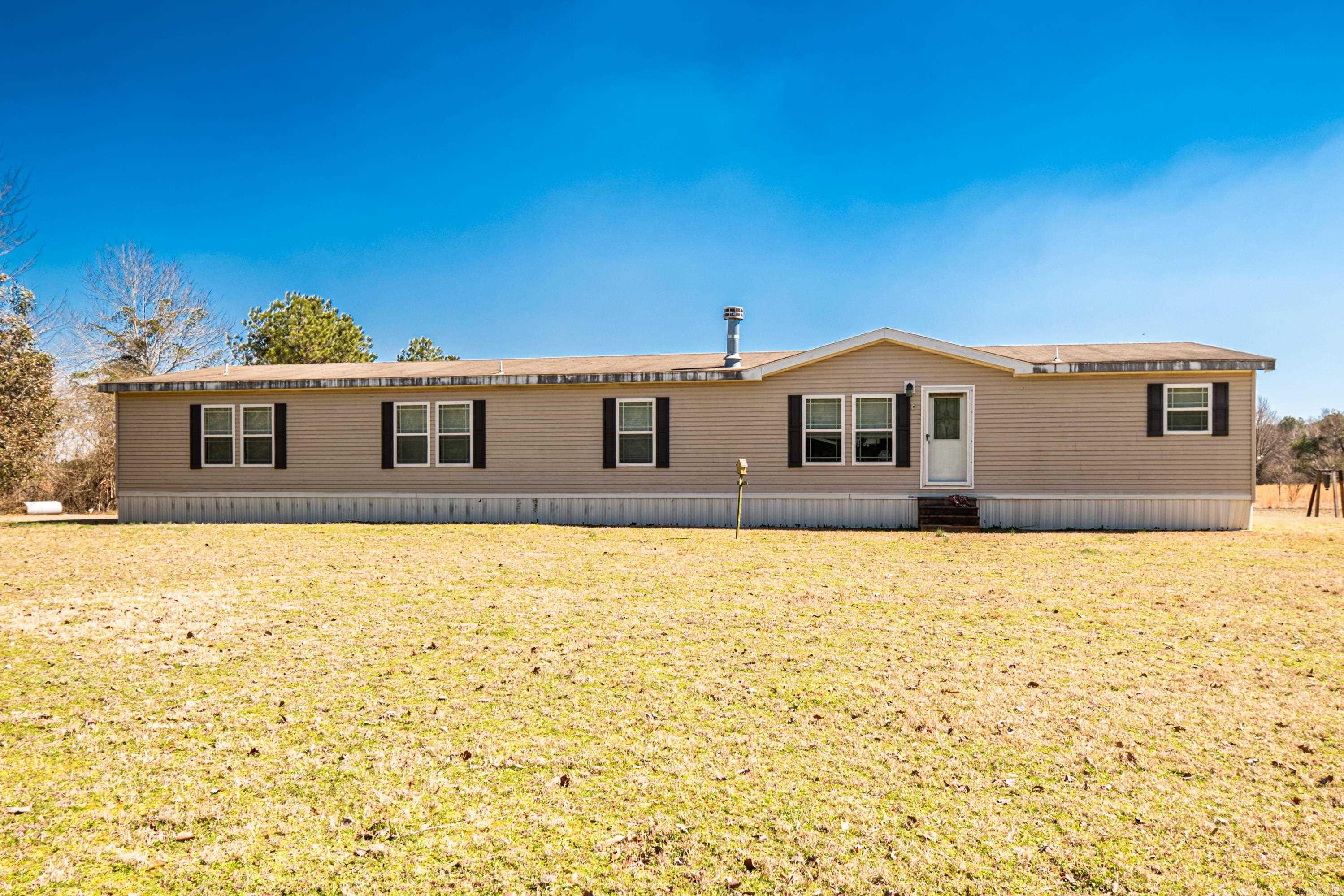 207  Bradley Road 39  Hermitage, AR