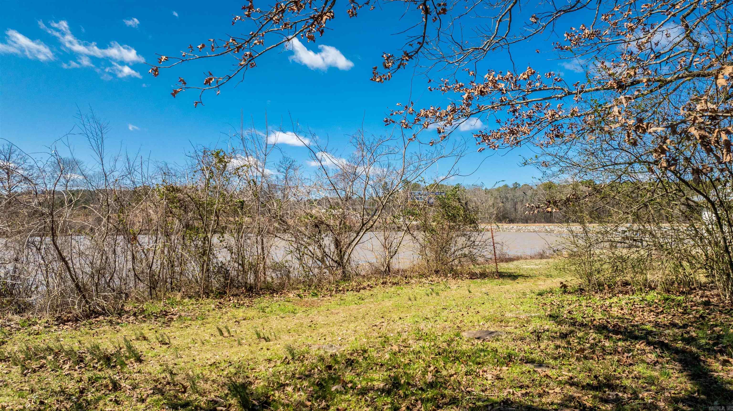 14  Dam  Mayflower, AR