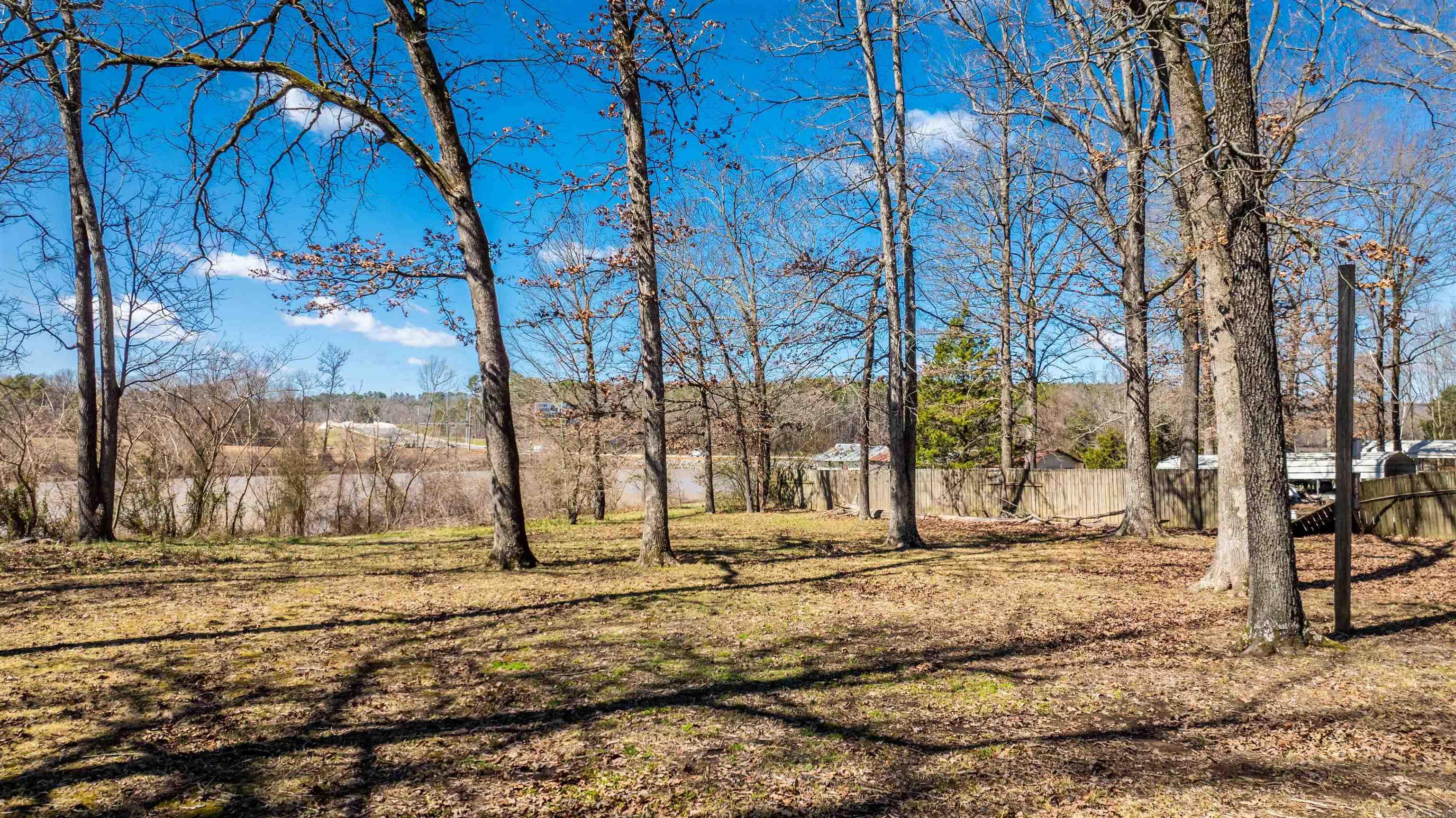14  Dam  Mayflower, AR