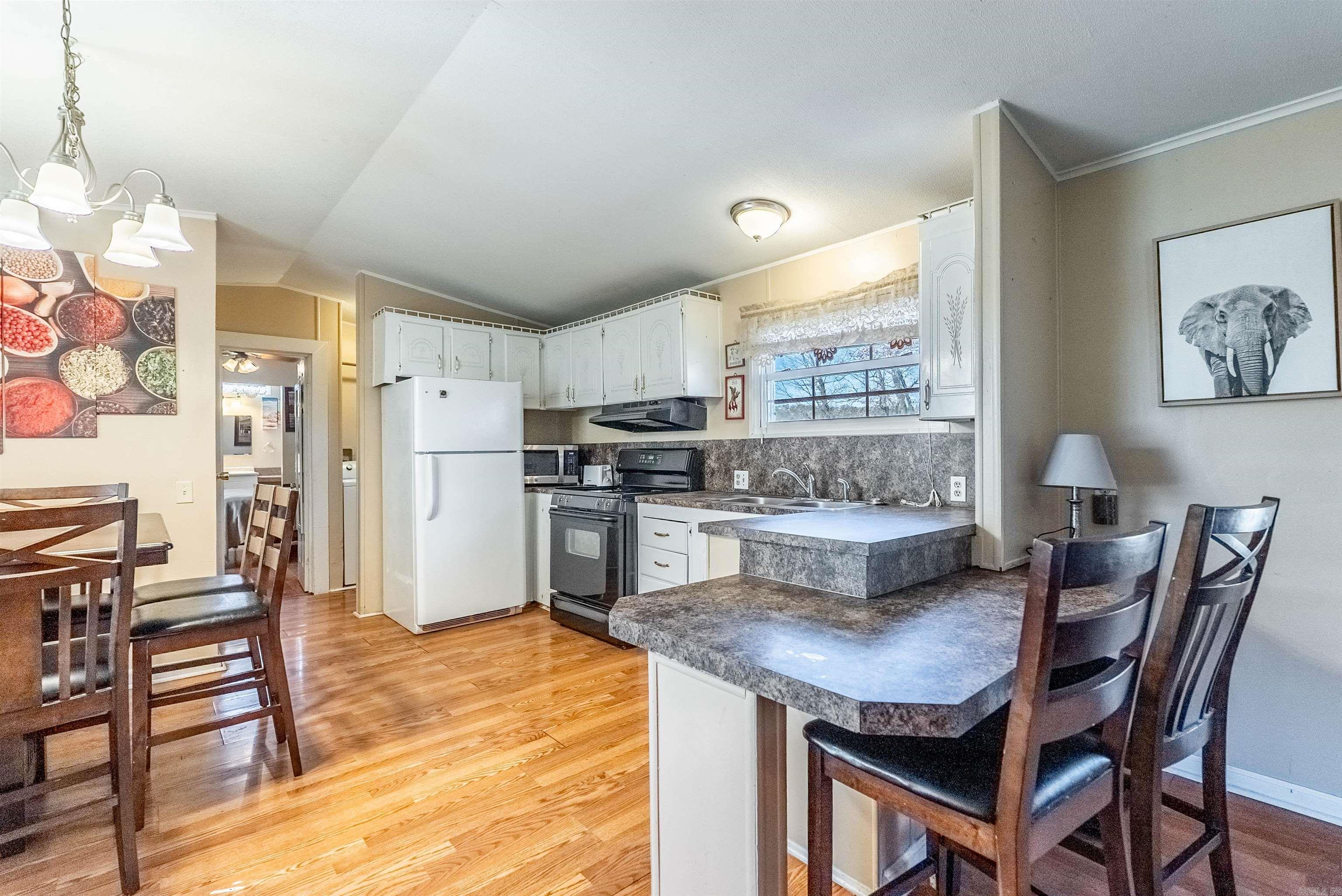 14  Dam  Mayflower, AR