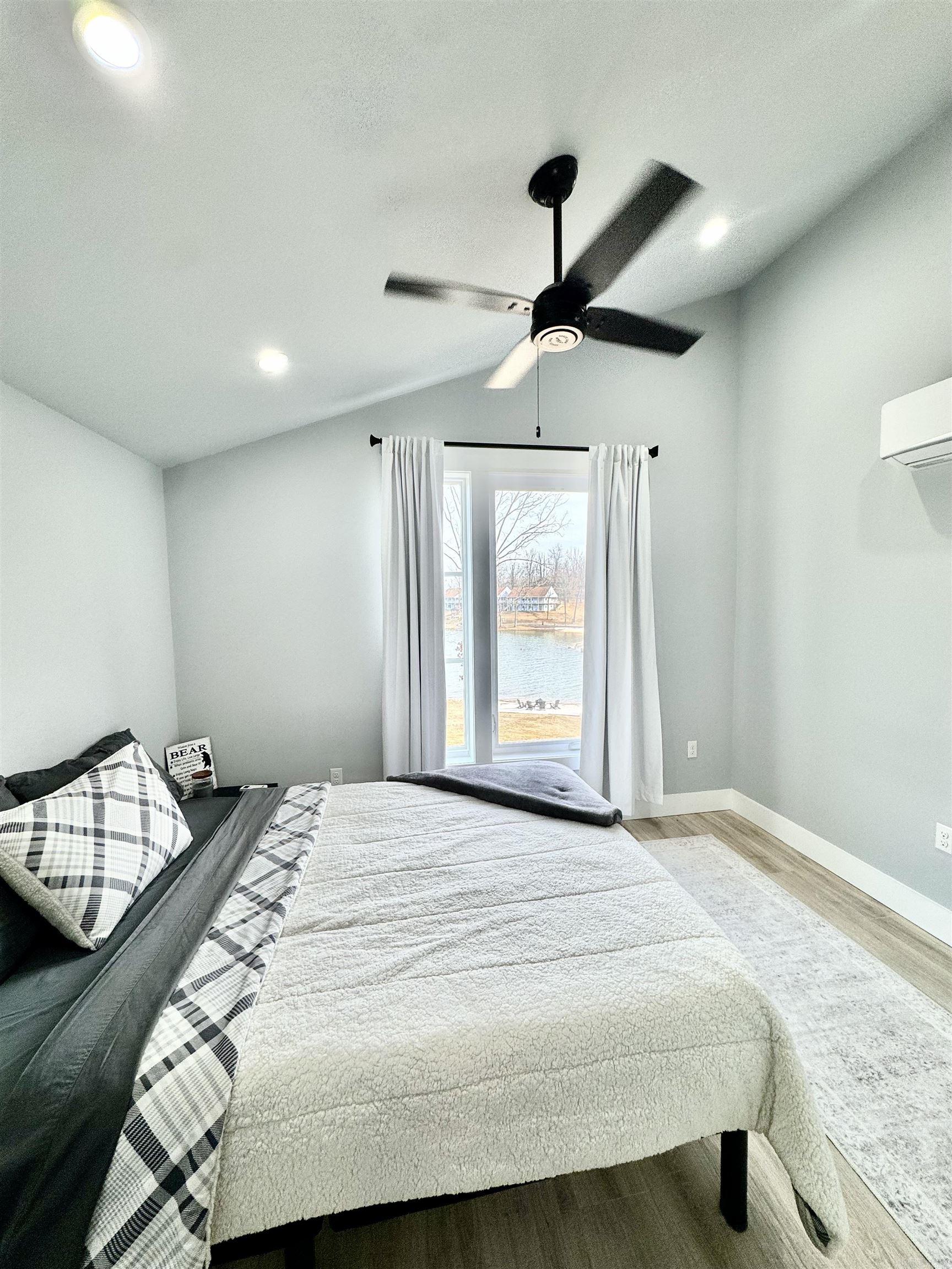 101  Emerald  Horseshoe Bend, AR