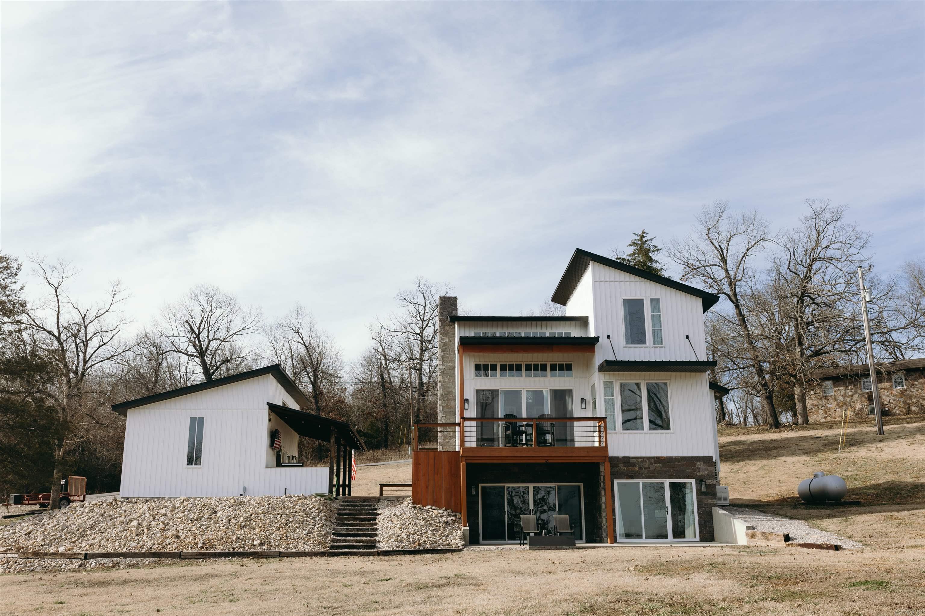 101  Emerald  Horseshoe Bend, AR
