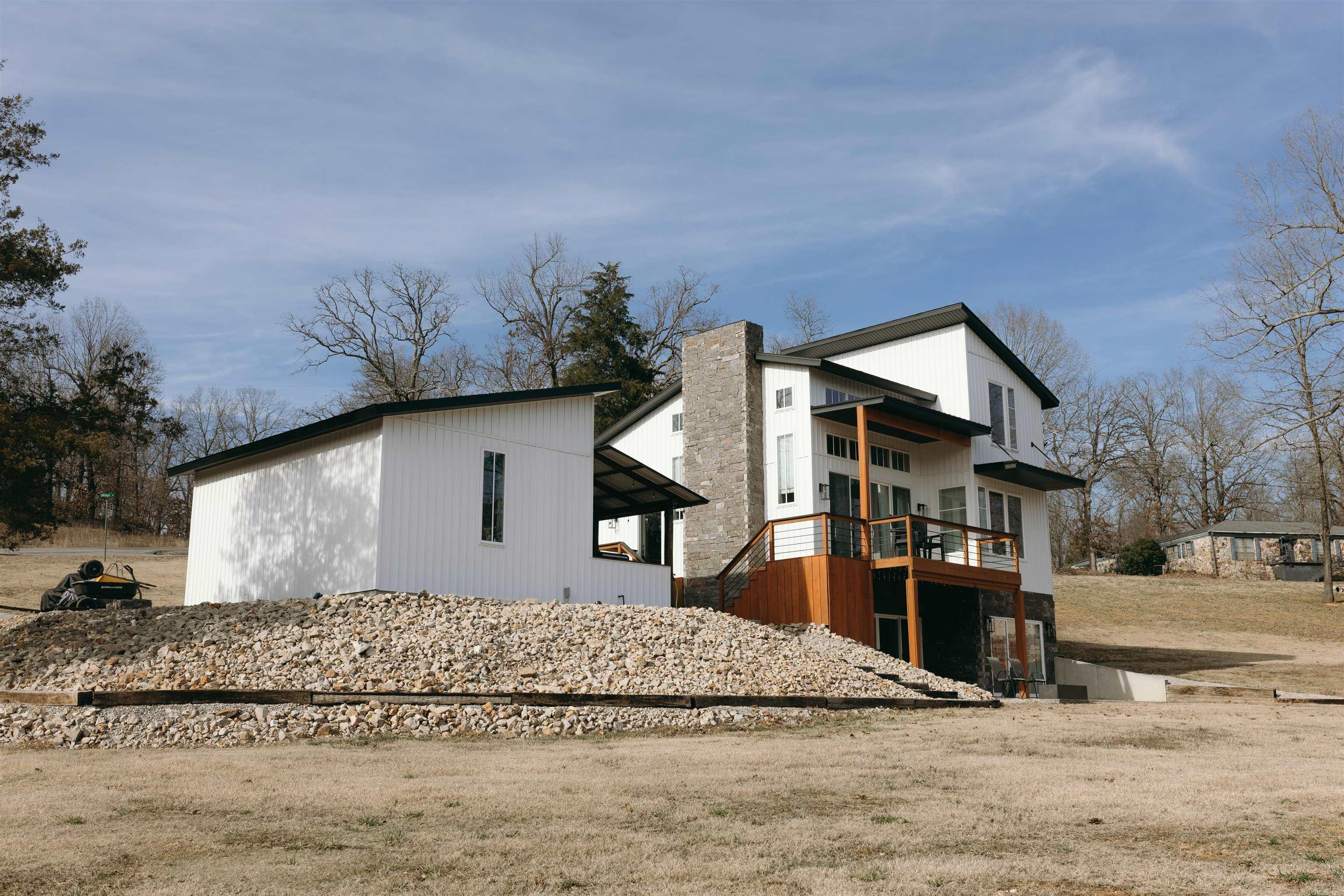101  Emerald  Horseshoe Bend, AR