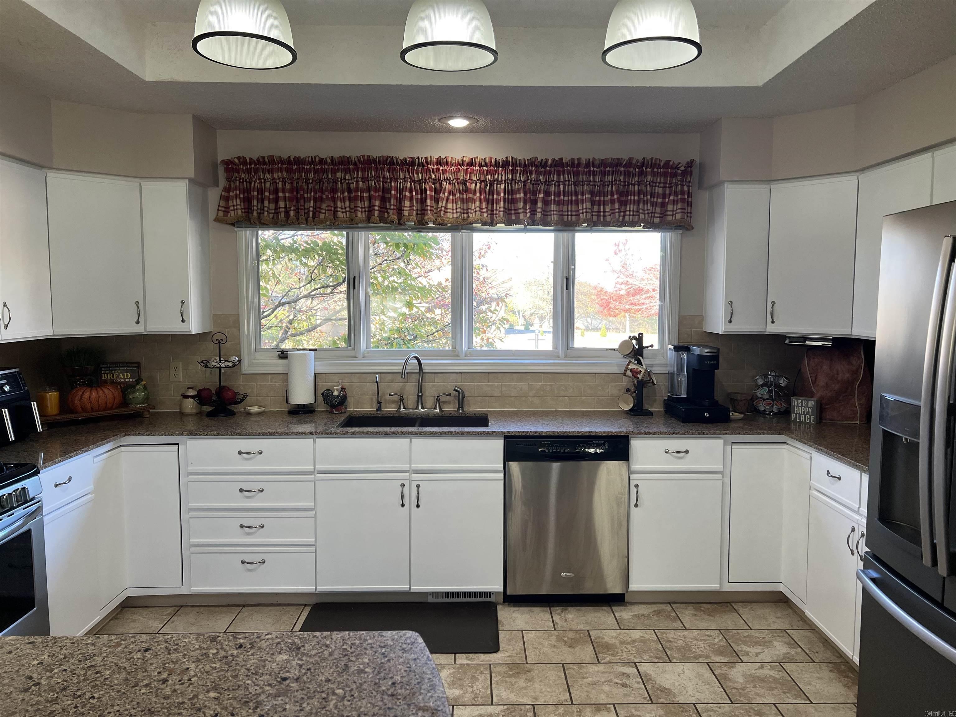 244  Northpointe Dr  Mountain Home, AR