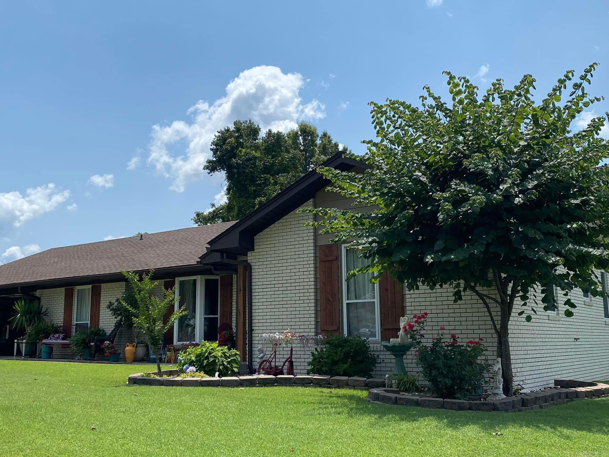 1294  Wiley Dr  Piggott, AR