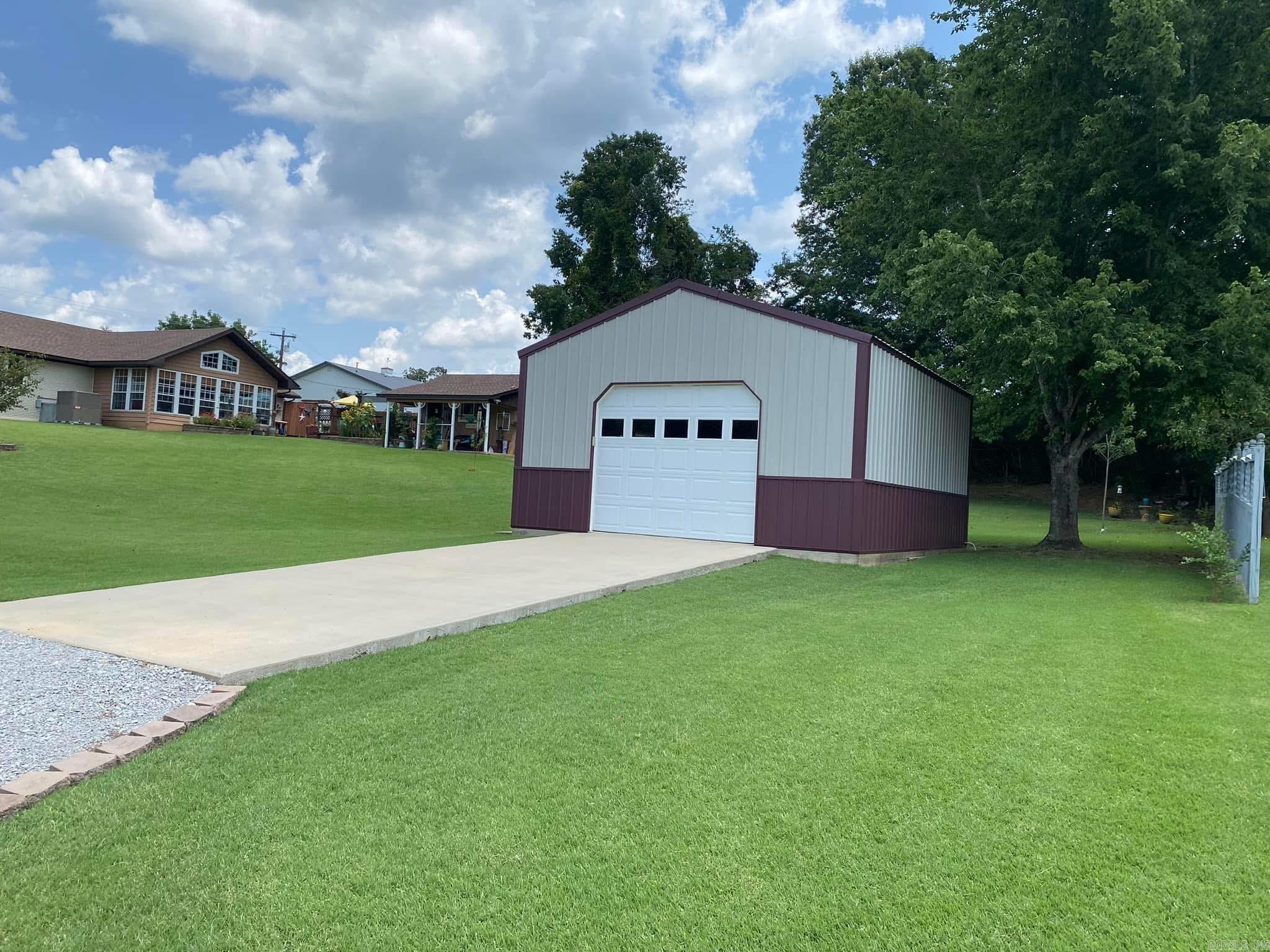 1294  Wiley Dr  Piggott, AR