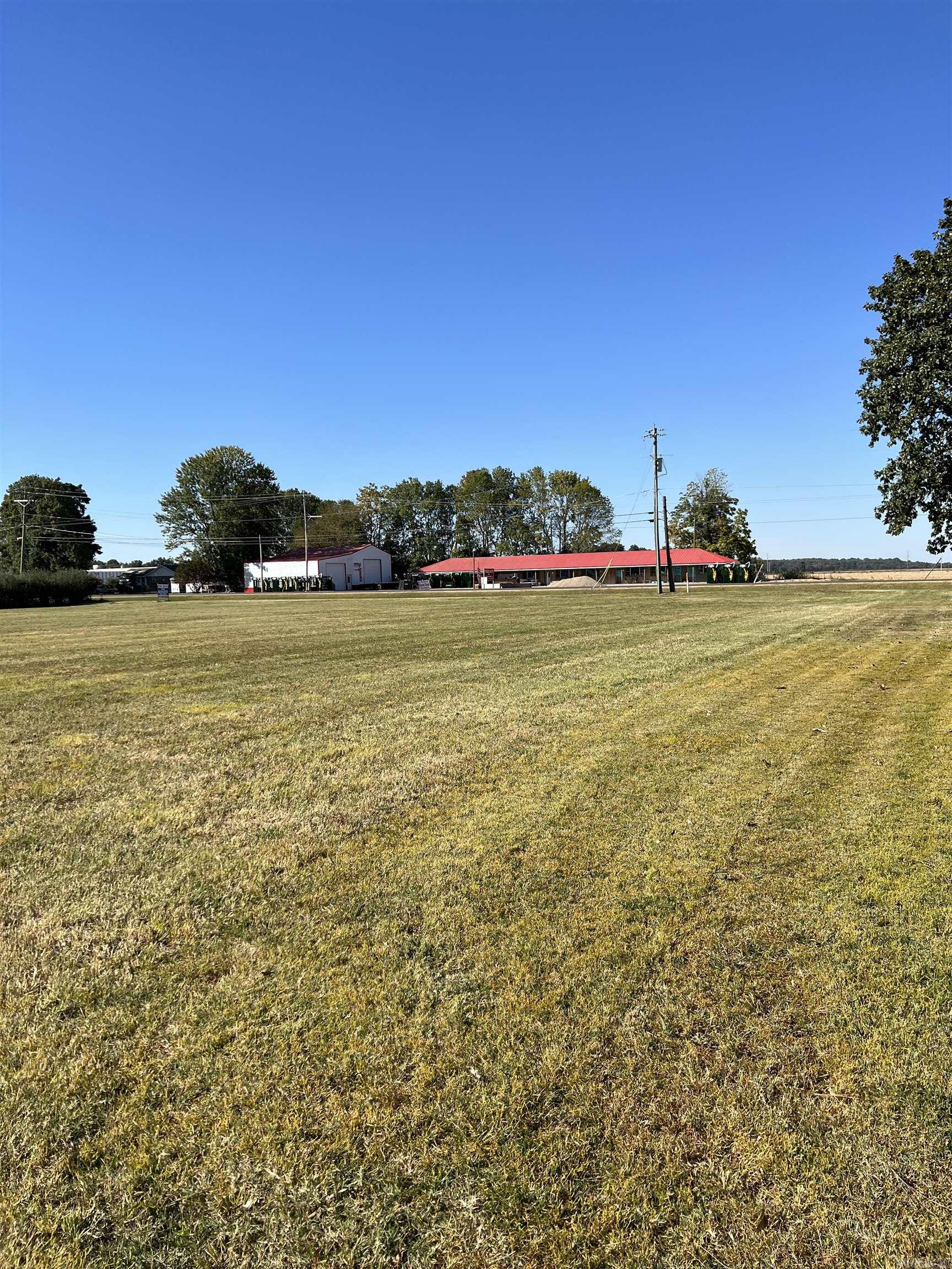 1577 E Main St  Piggott, AR