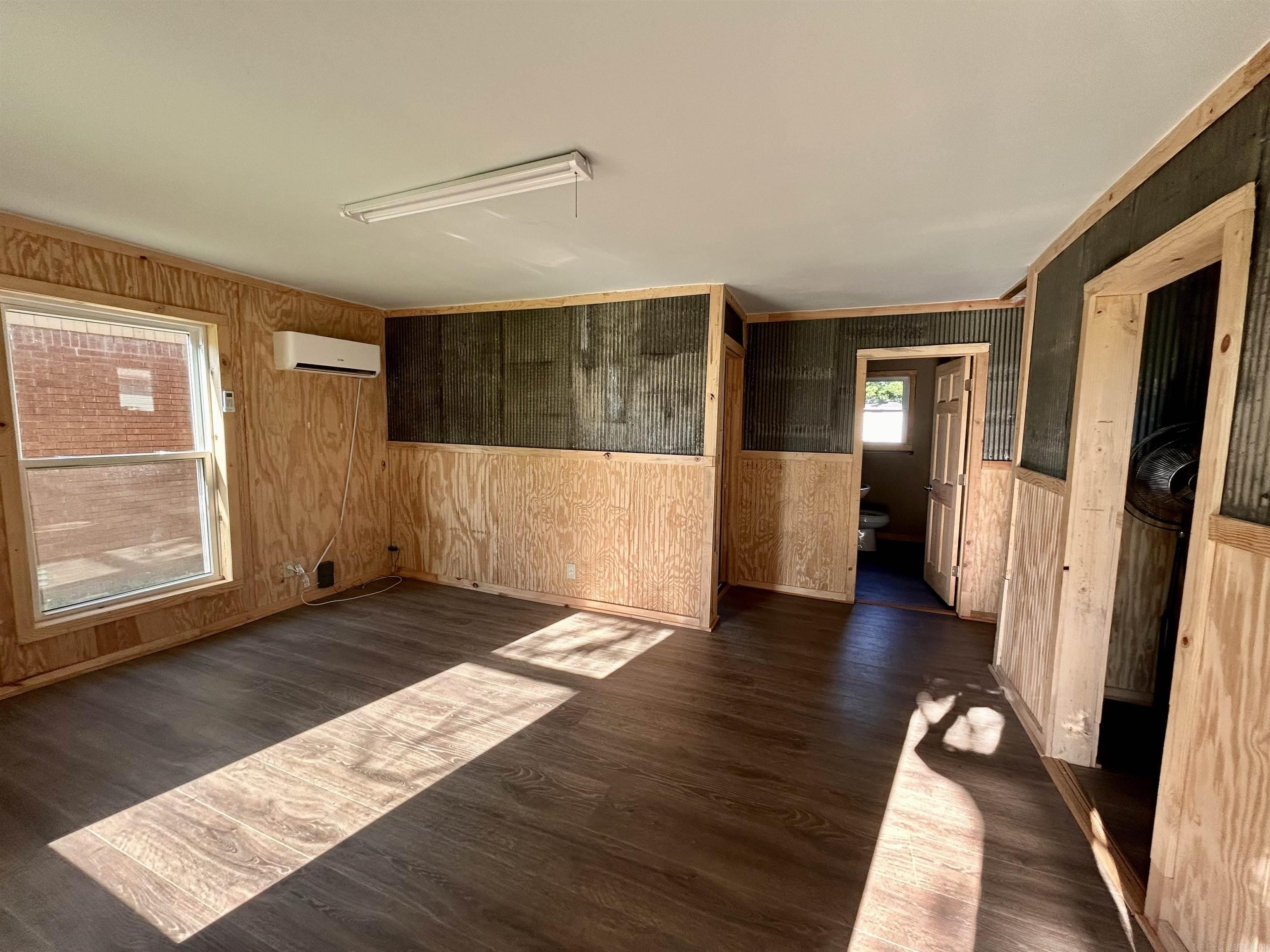 613 S Ballard St  Rector, AR