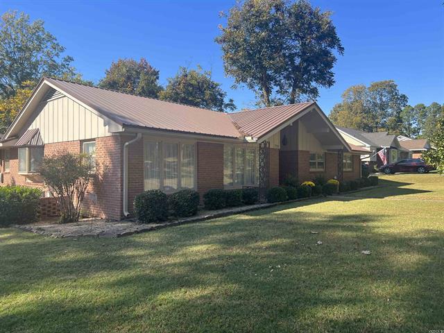 728 N 5Th Ave  Piggott, AR
