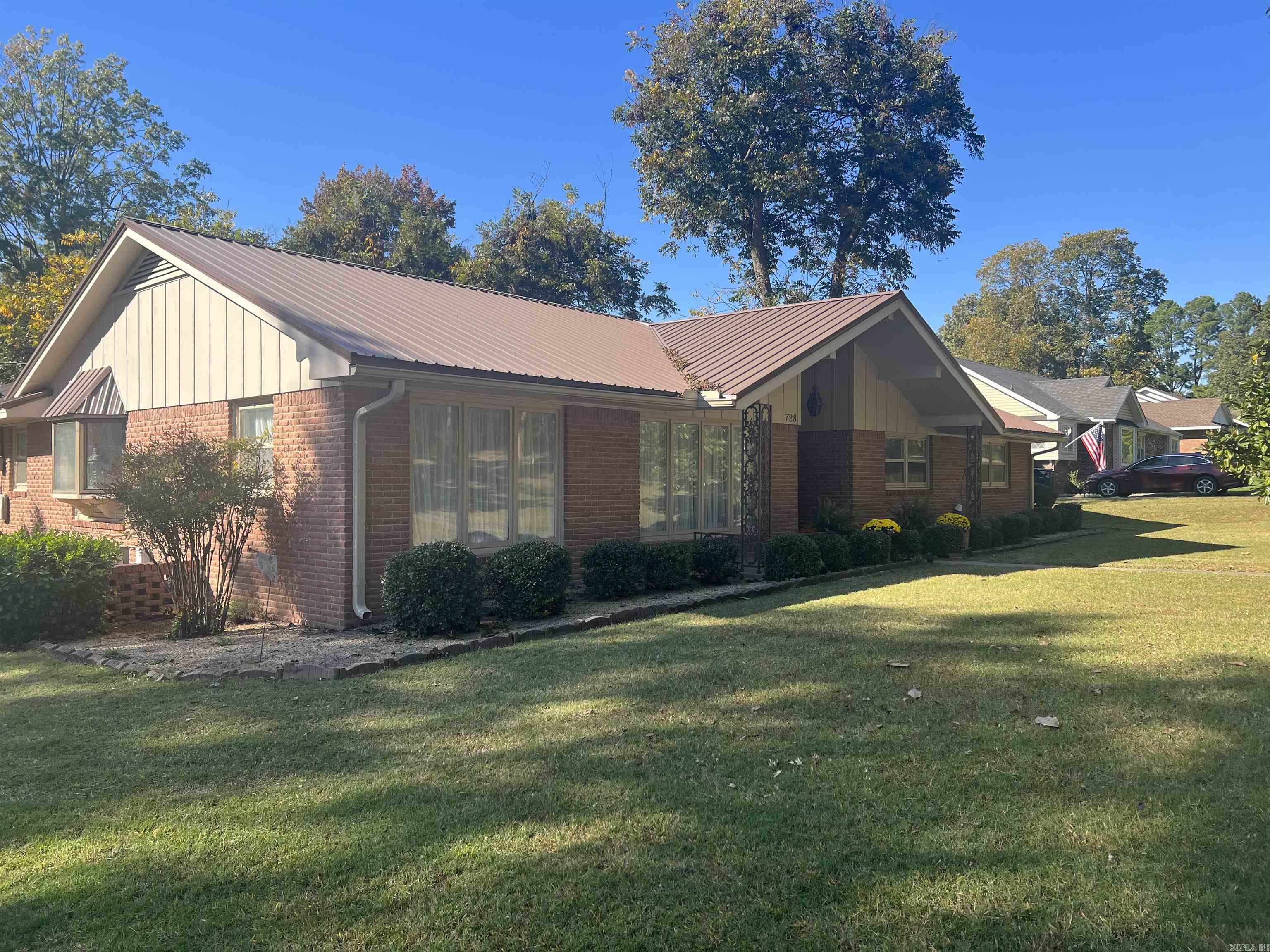 728 N 5Th Ave  Piggott, AR