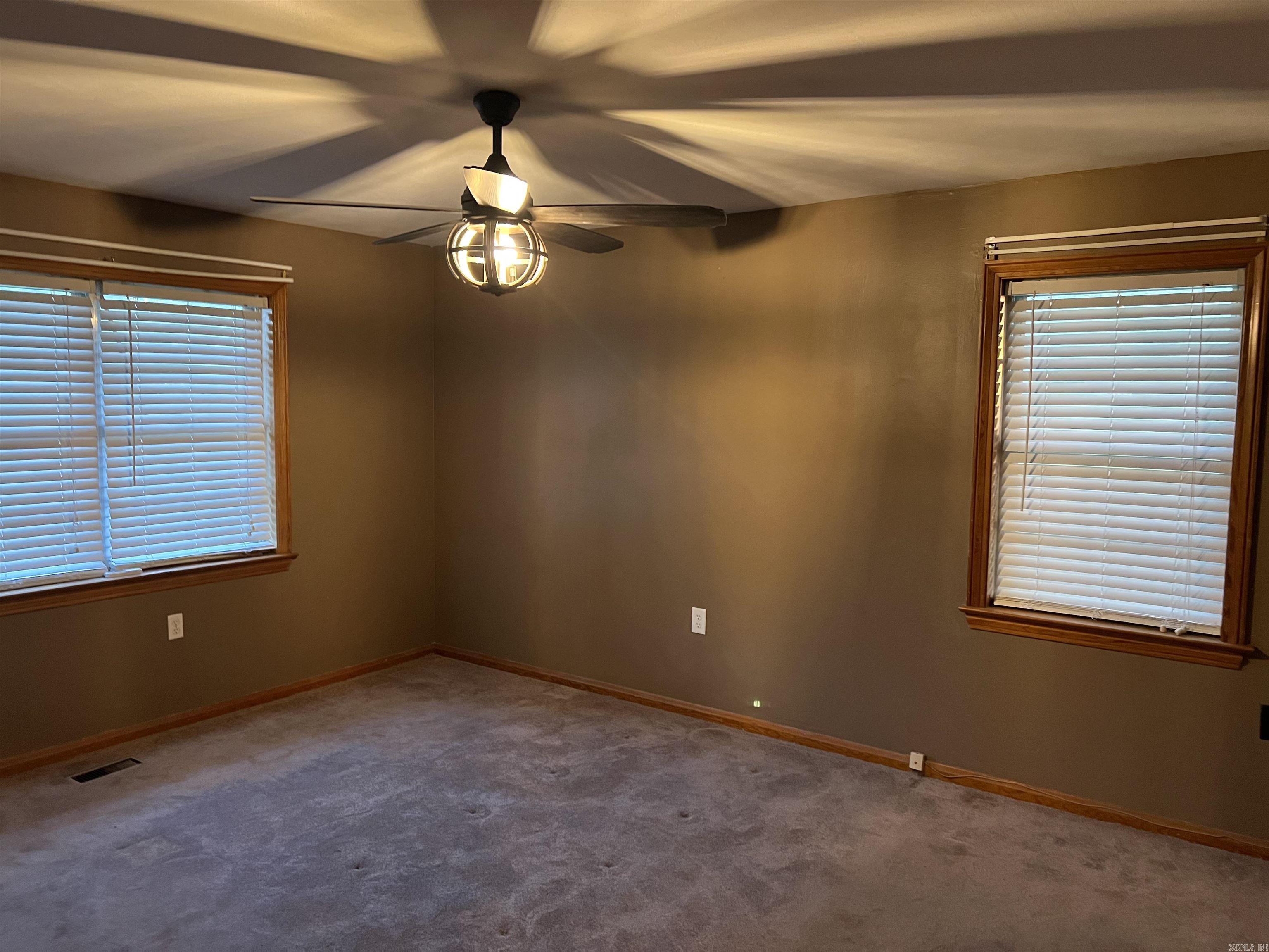 1120 W North St  Piggott, AR