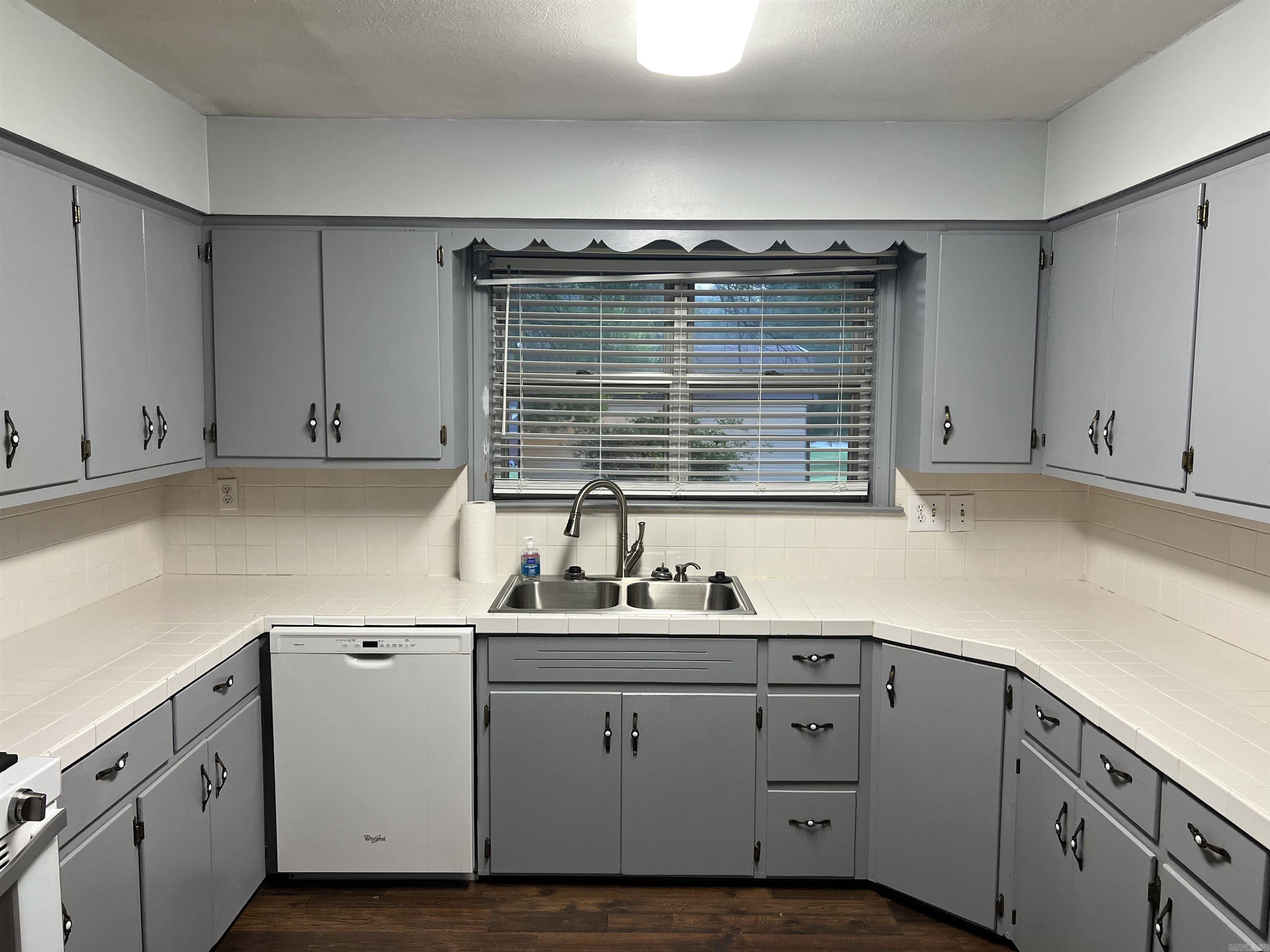 1120 W North St  Piggott, AR
