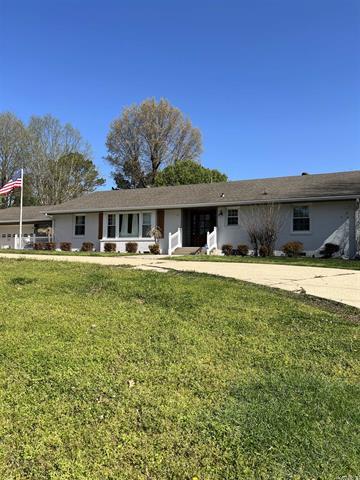 1129 W North St  Piggott, AR