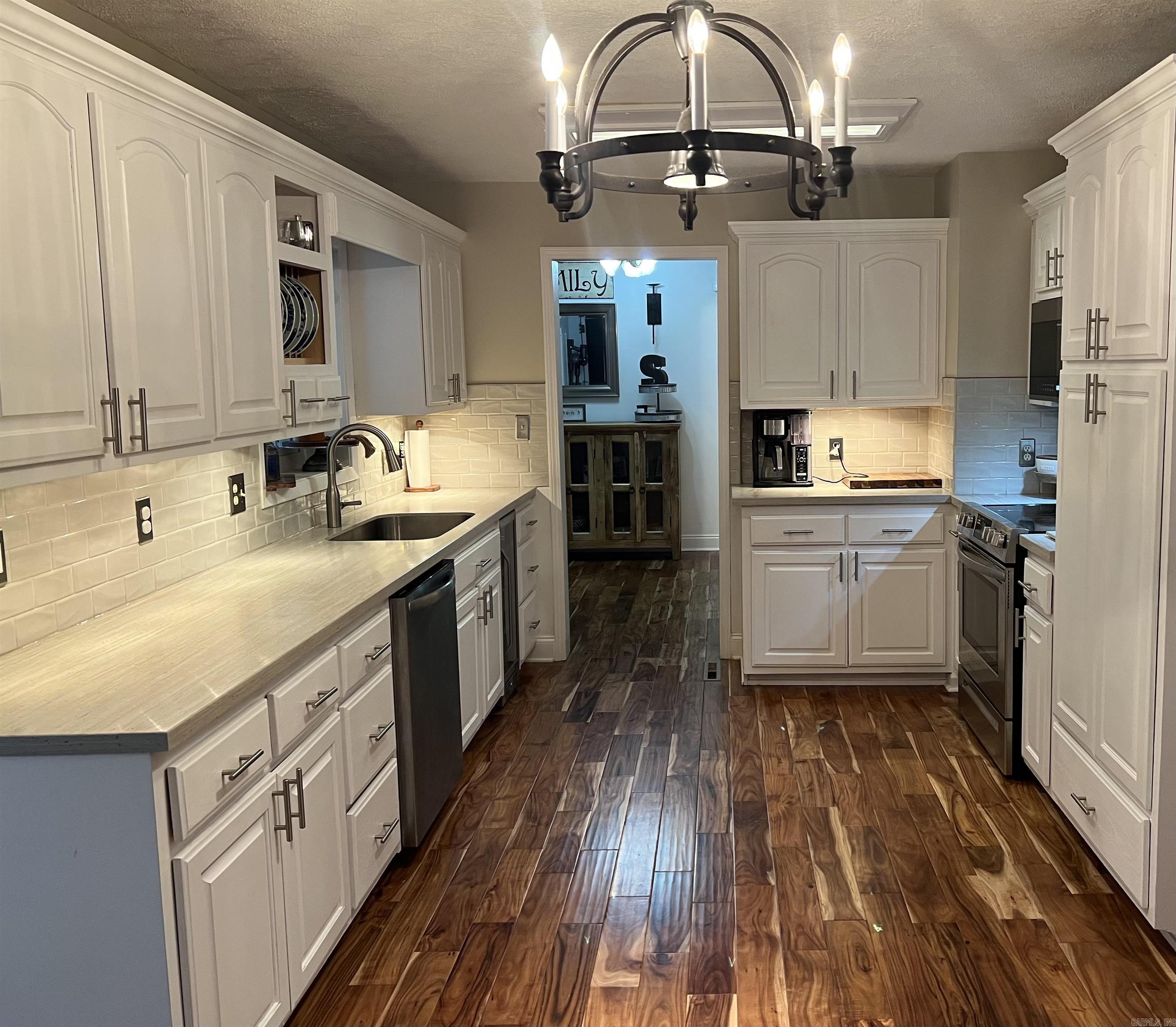 1129 W North St Piggott, AR 72454