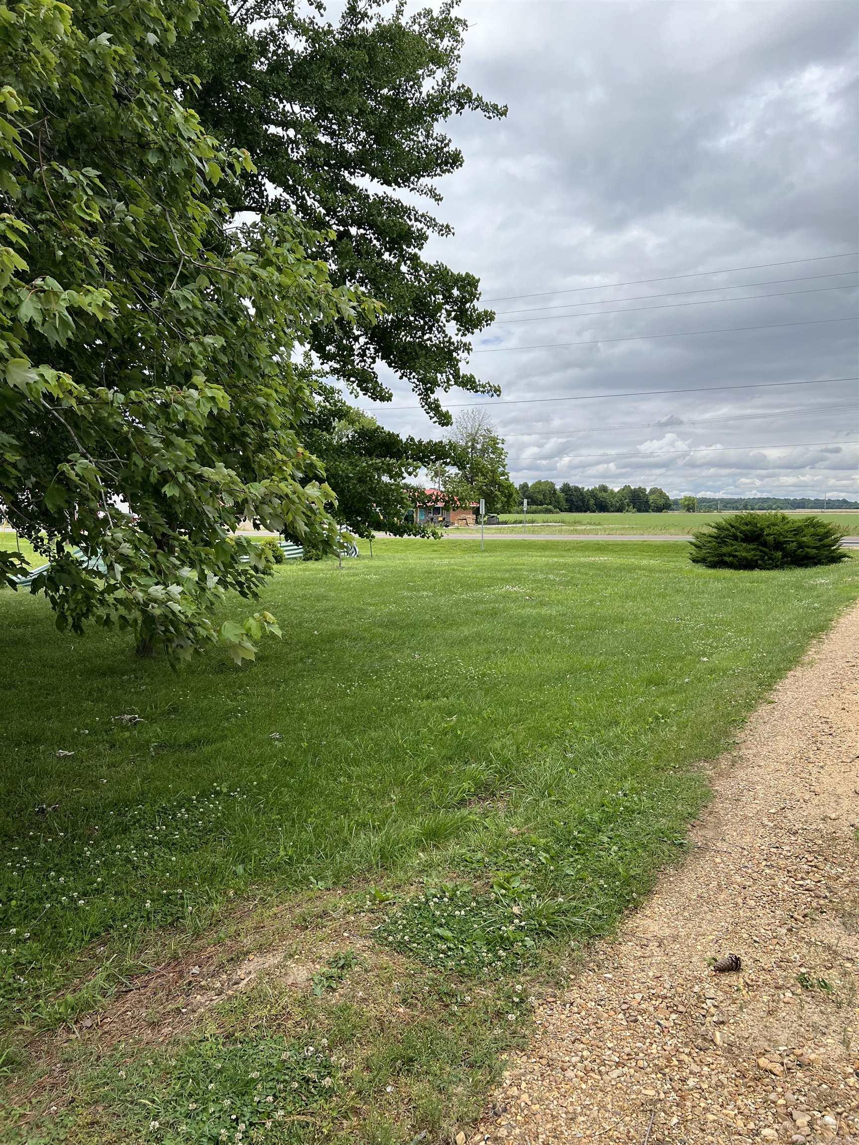 1577 W Main St  Piggott, AR
