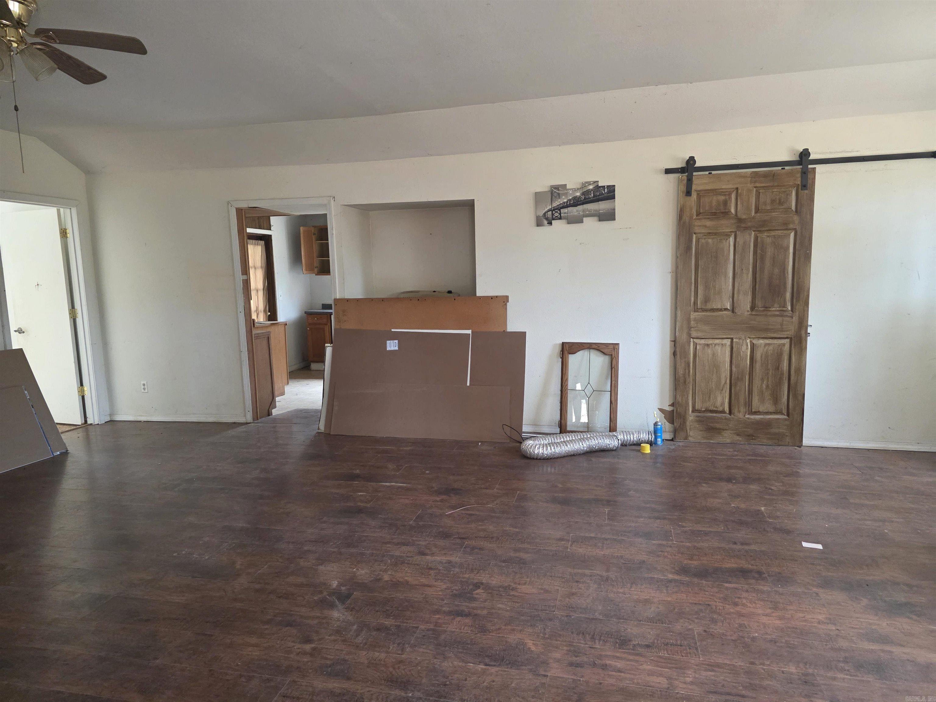 210  Ridge  Mena, AR