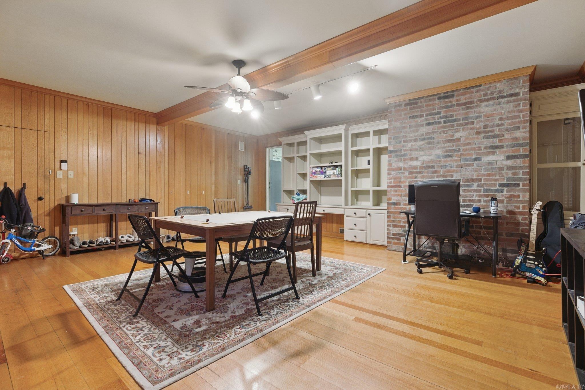 13708  Abinger  Little Rock, AR