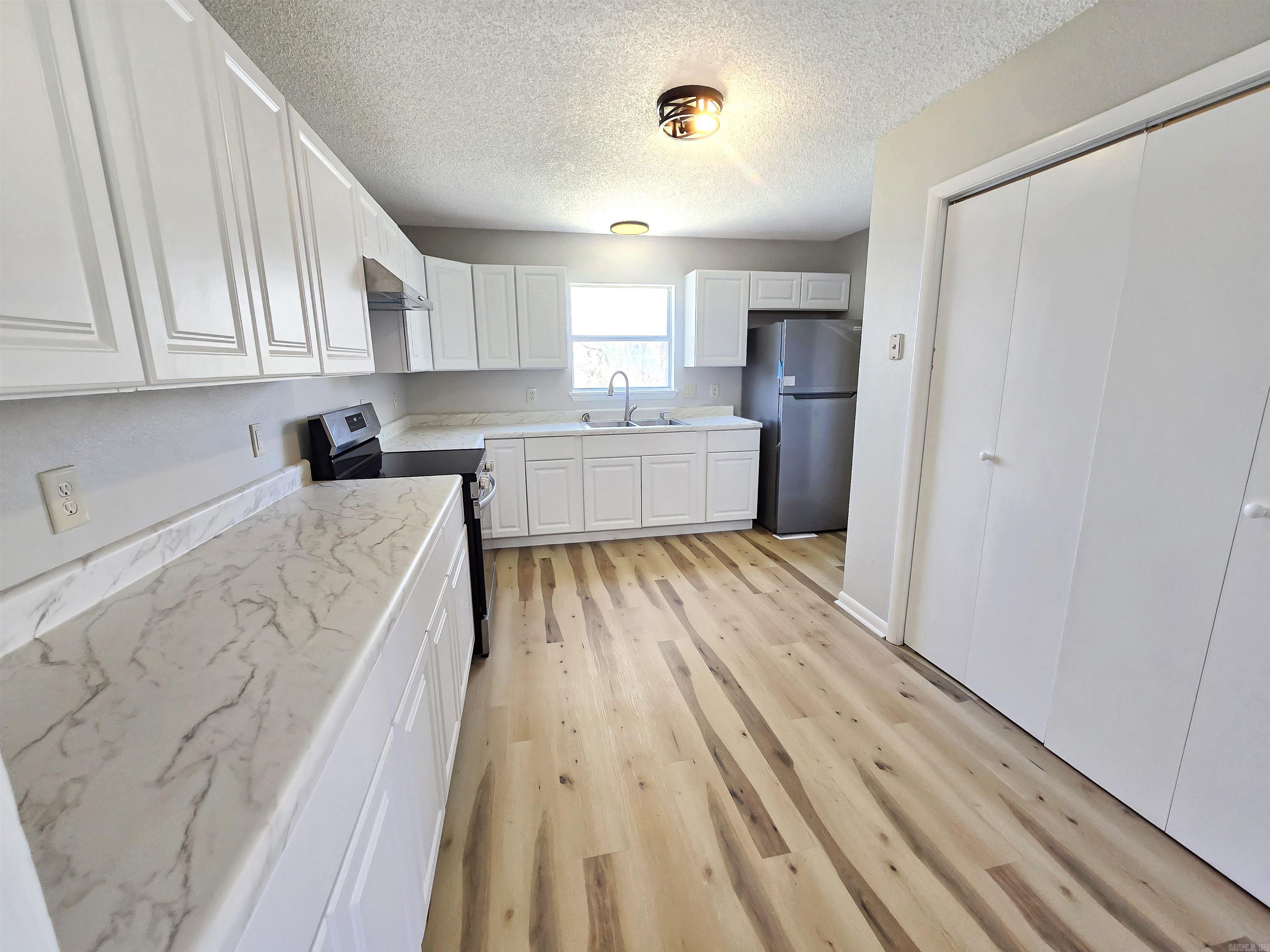 126  Maiden  Hot Springs, AR