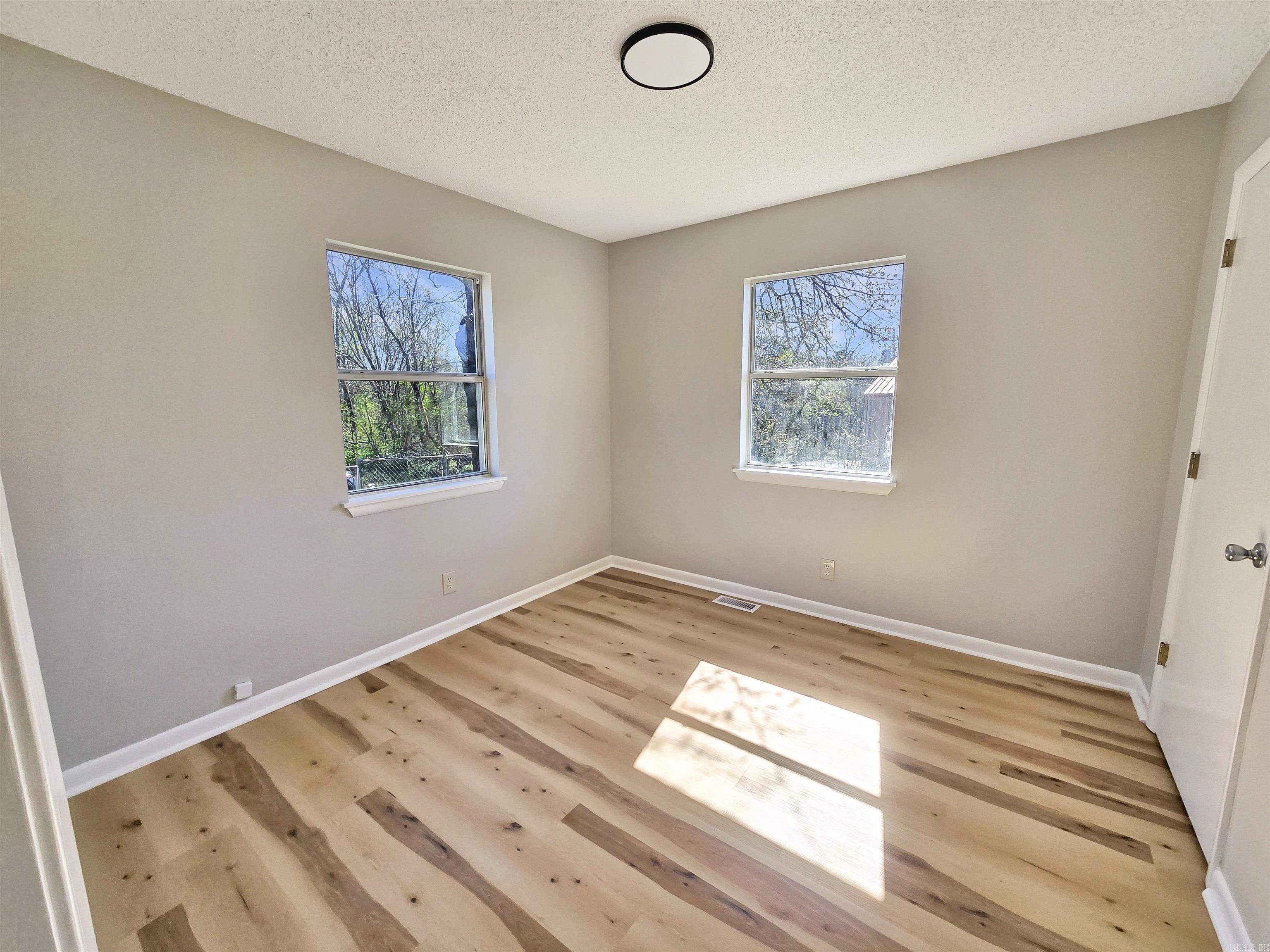 126  Maiden  Hot Springs, AR