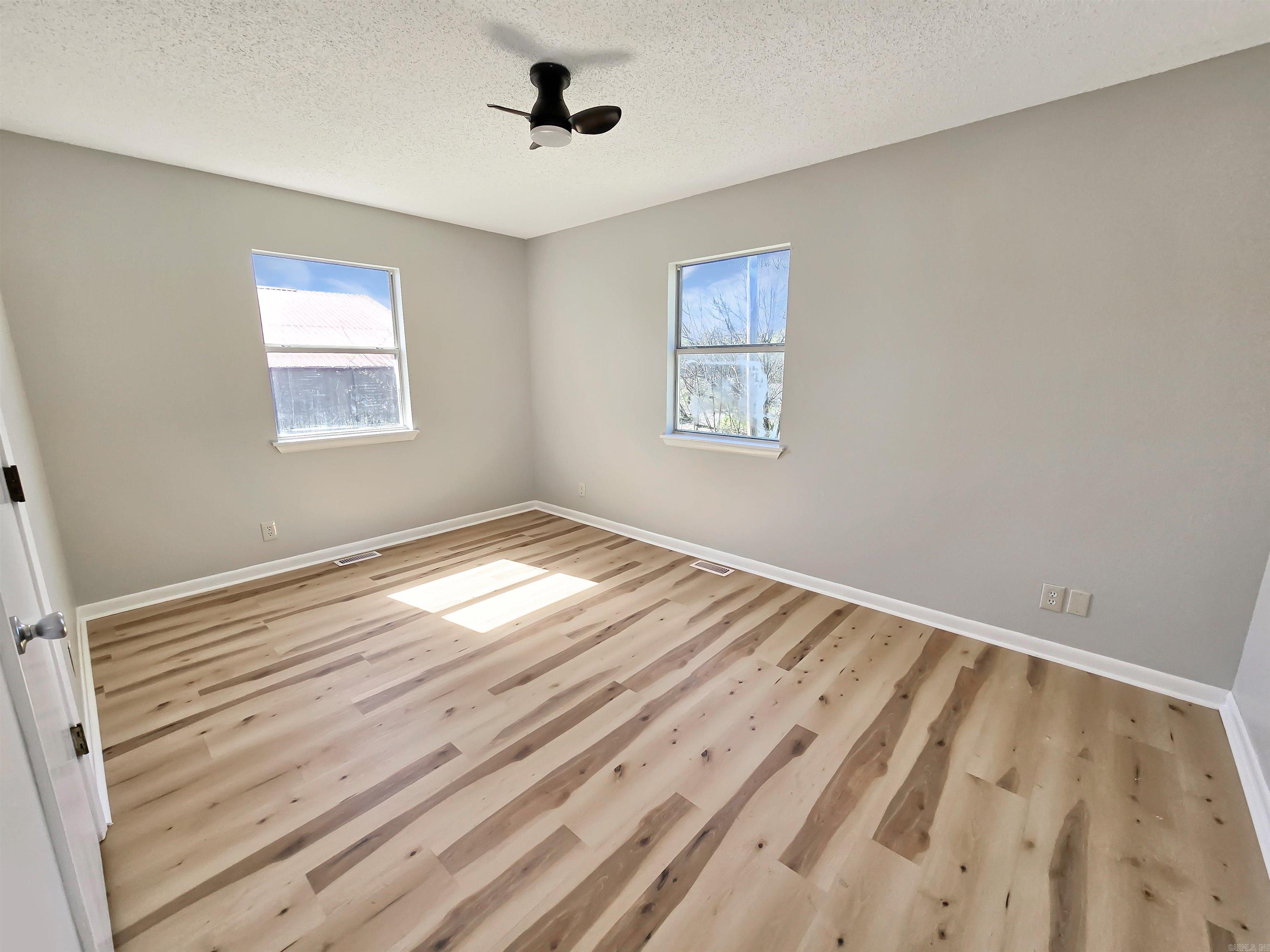 126  Maiden  Hot Springs, AR