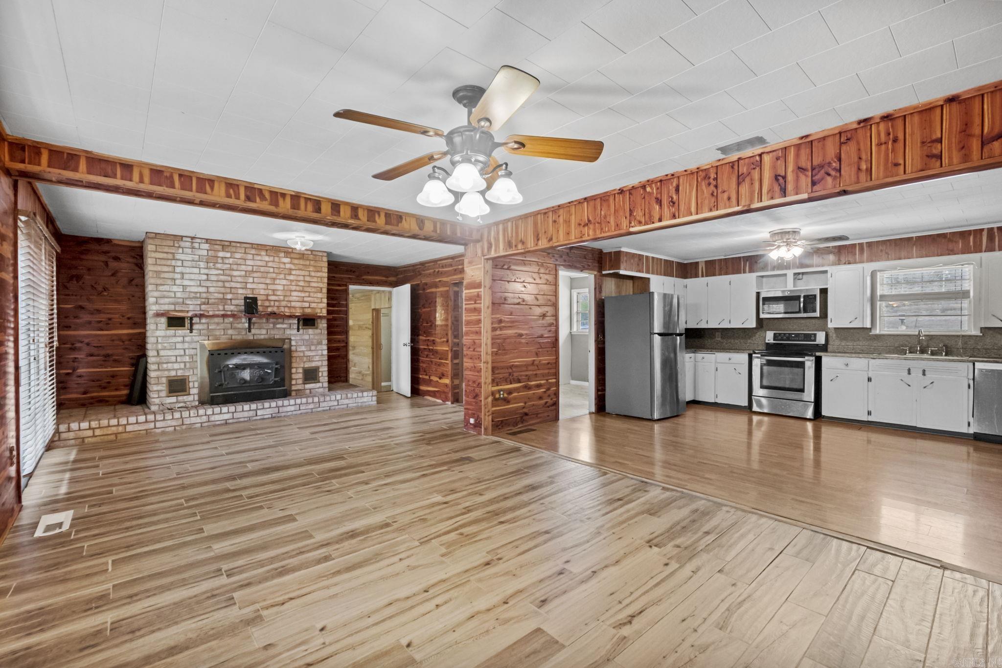 1580 & 1582  Ridge  El Paso, AR