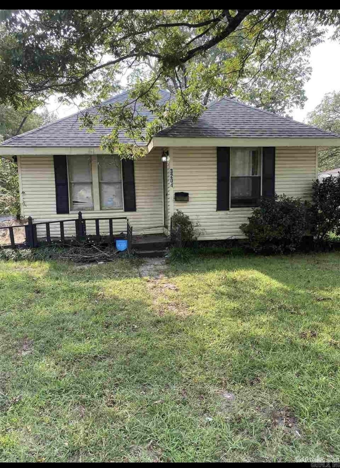 3204 S Linden  Pine Bluff, AR