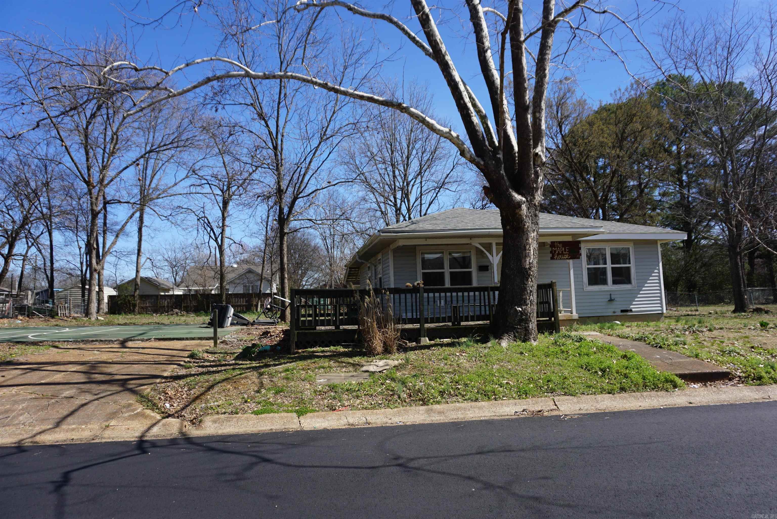 406 S Maple  Searcy, AR