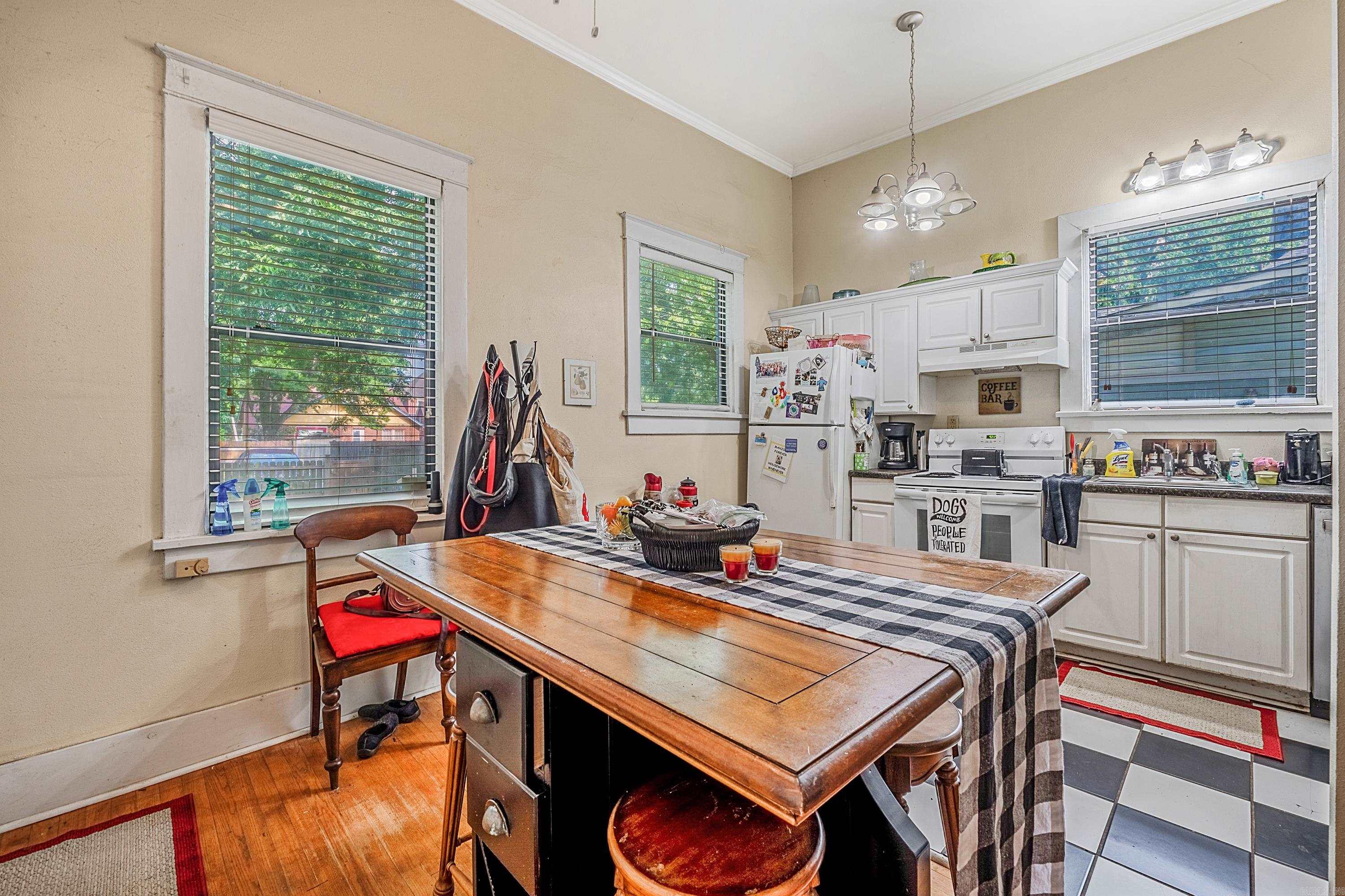 2220 S State  Little Rock, AR