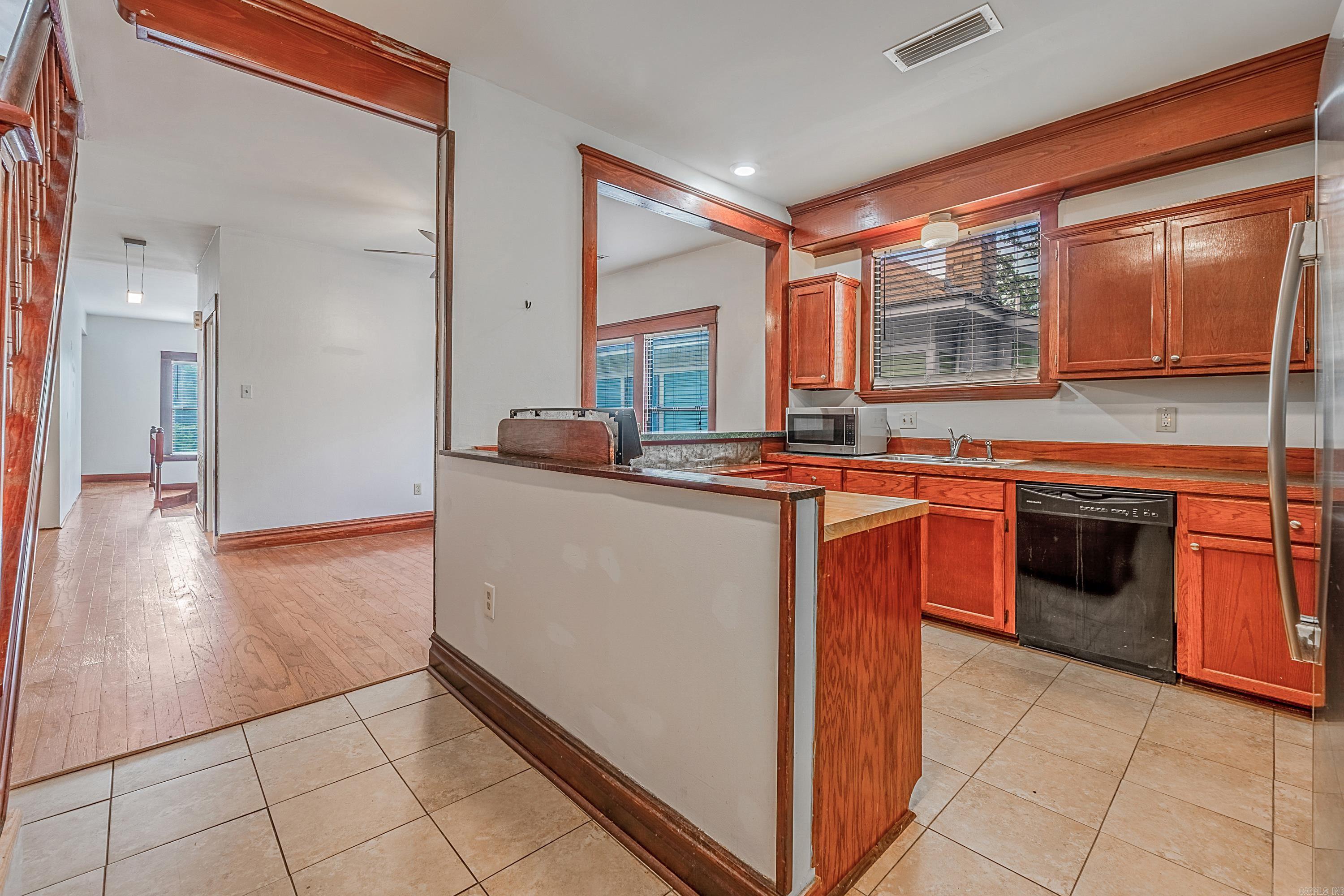 2220 S State  Little Rock, AR