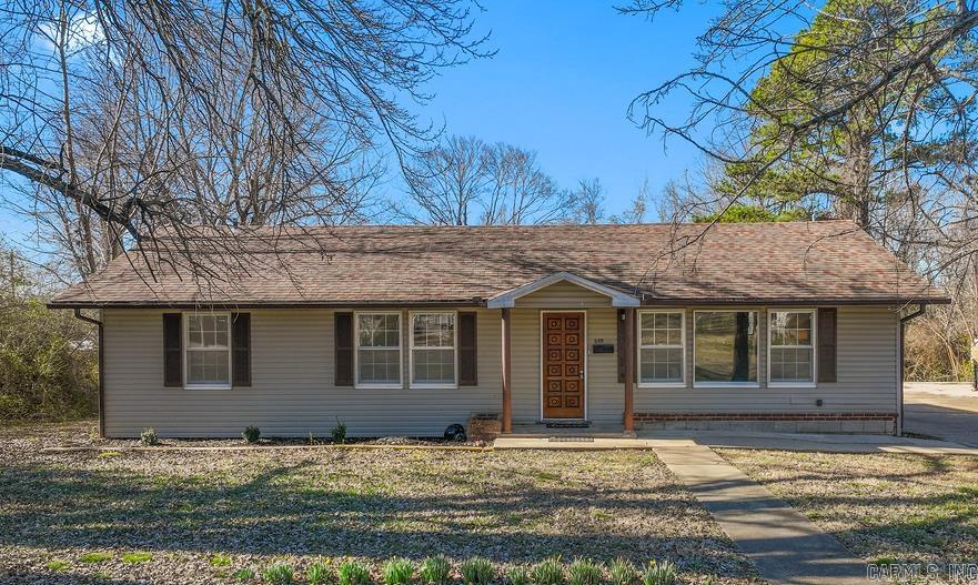 854  Circle  Mountain Home, AR