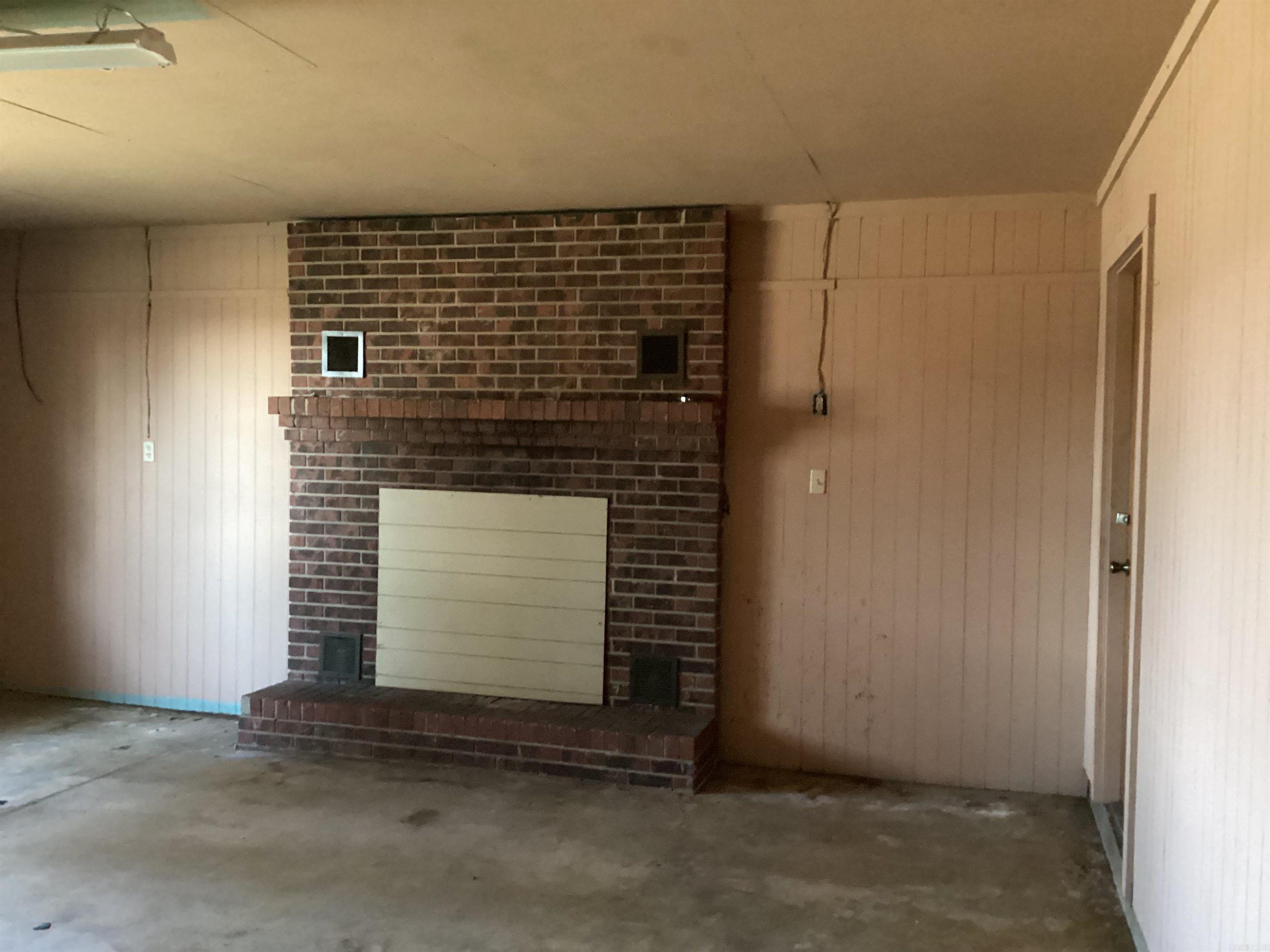 228  Nevada 66 W  Prescott, AR