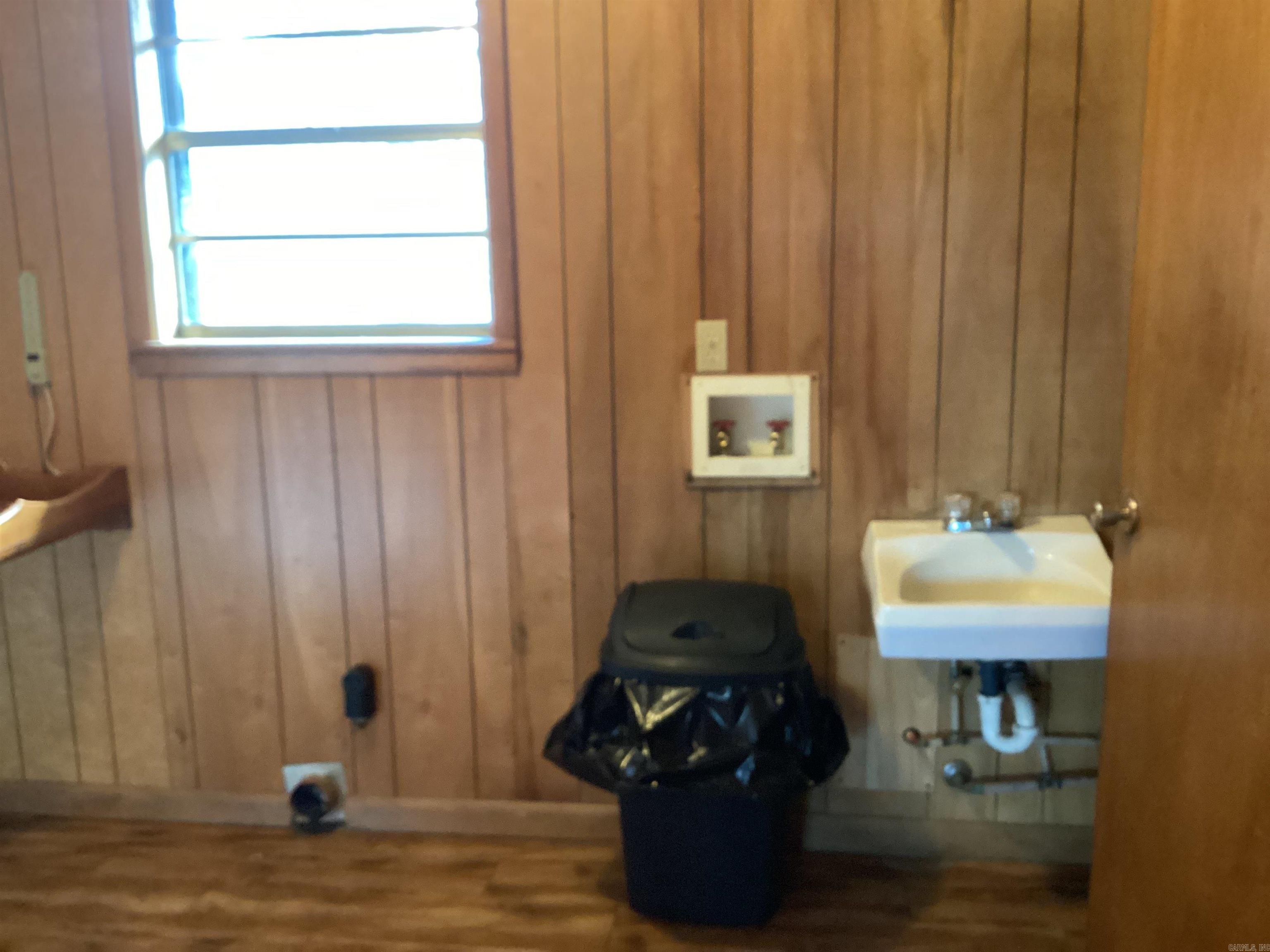 228  Nevada 66 W  Prescott, AR
