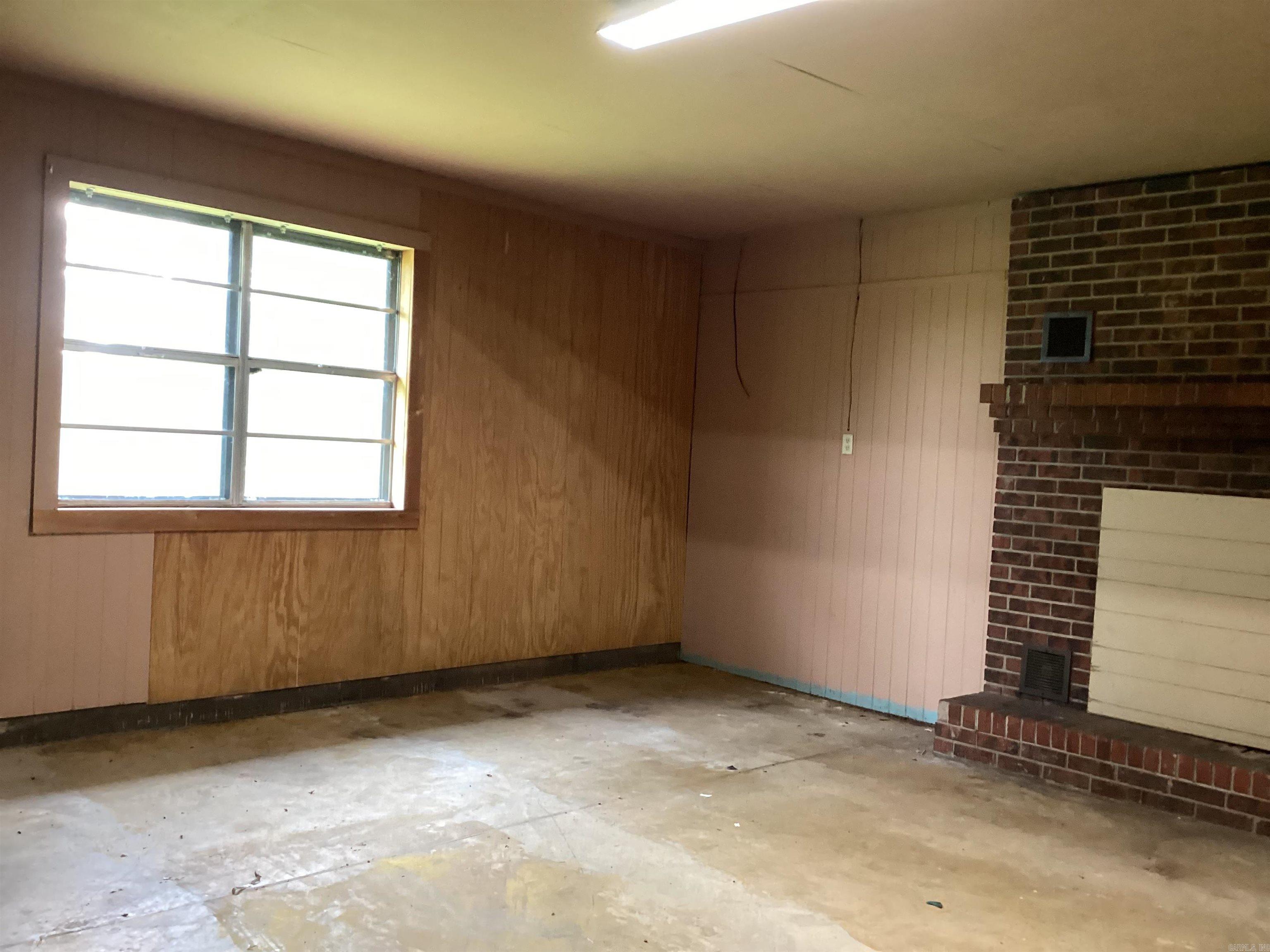 228  Nevada 66 W  Prescott, AR